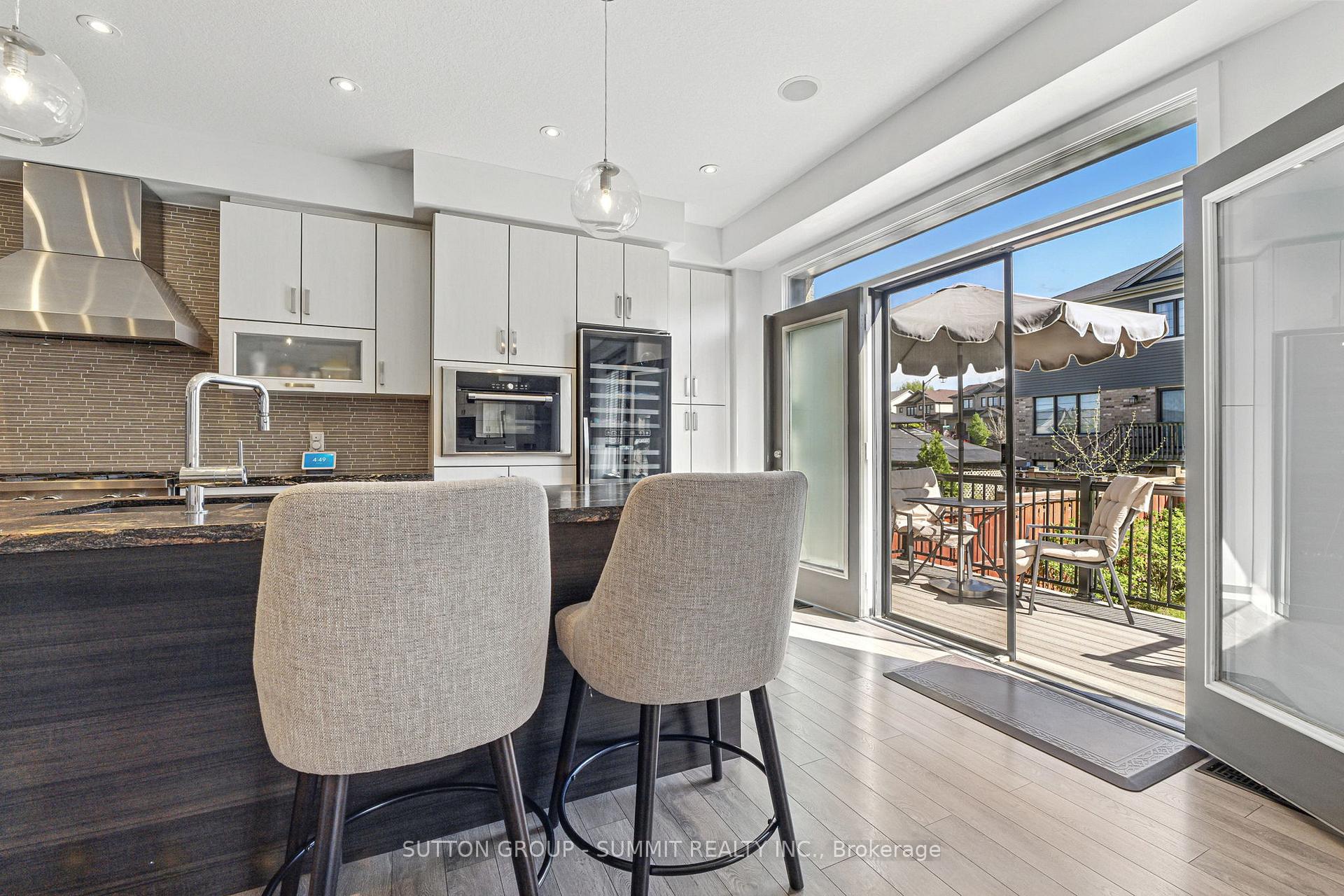 Photo 10 of 40 Aldgate Avenue, Hamilton, Stoney Creek Mountain — HOMEH