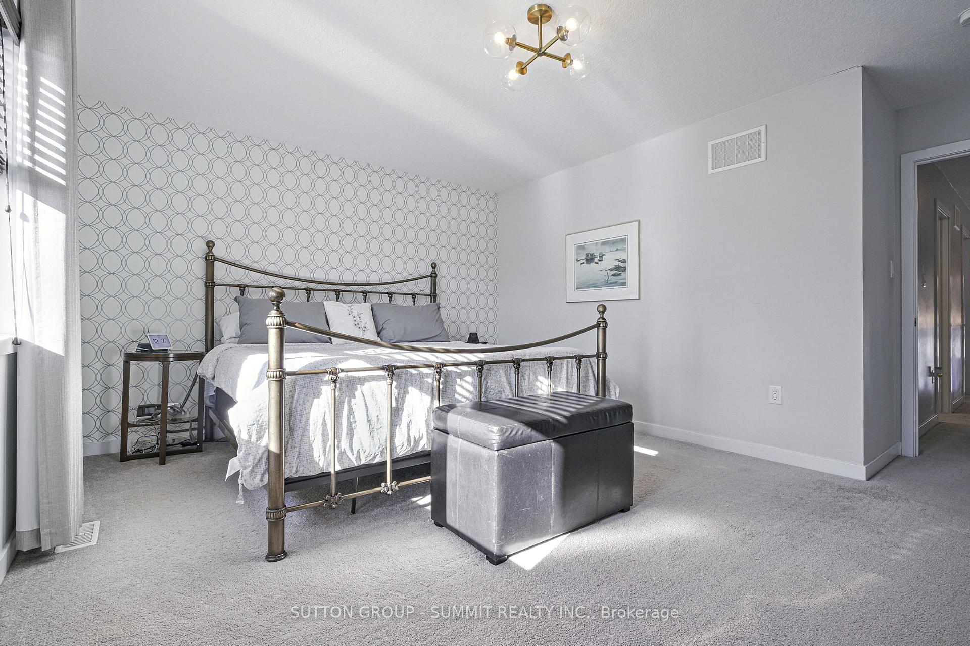 Photo 24 of 40 Aldgate Avenue, Hamilton, Stoney Creek Mountain — HOMEH