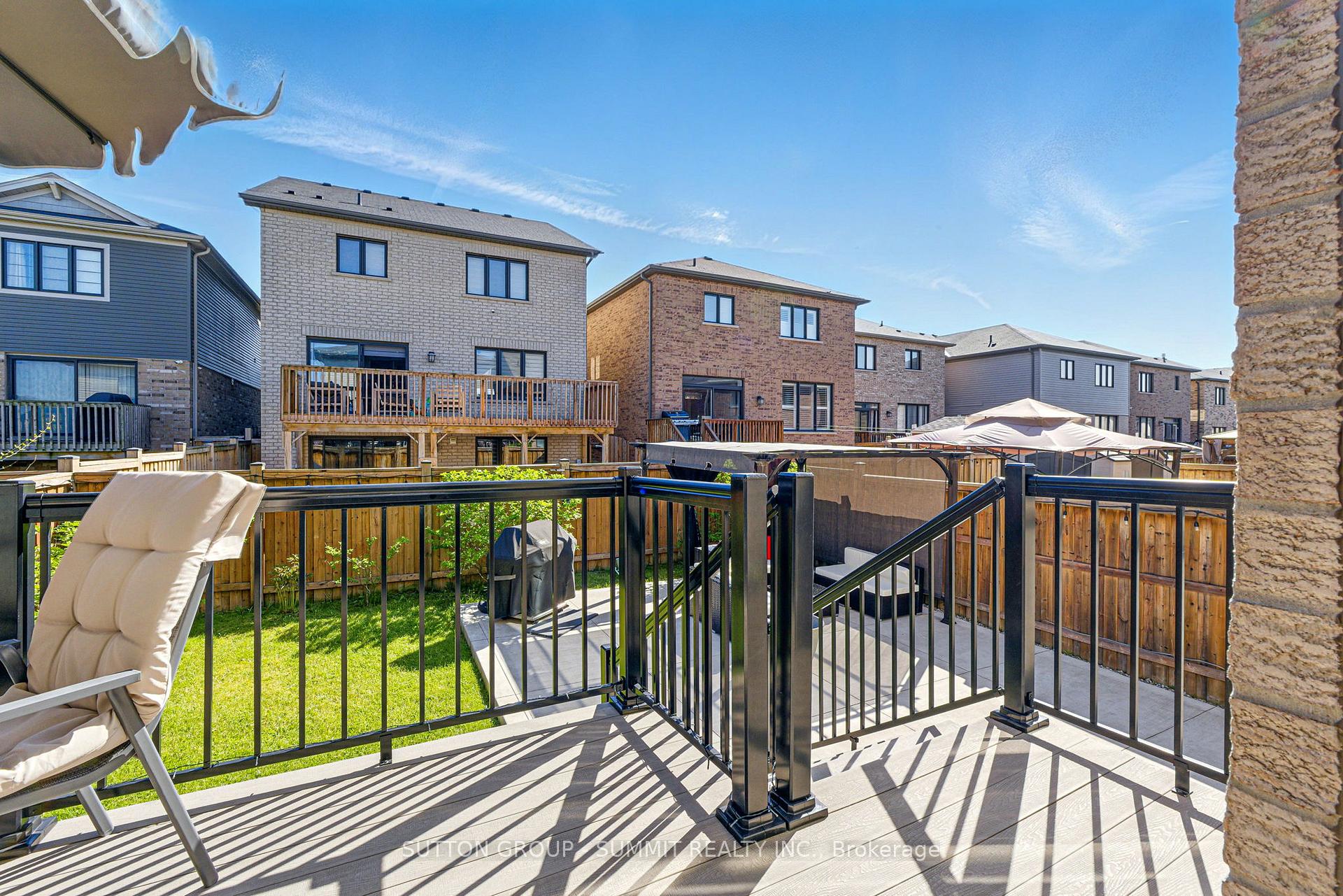 Photo 41 of 40 Aldgate Avenue, Hamilton, Stoney Creek Mountain — HOMEH