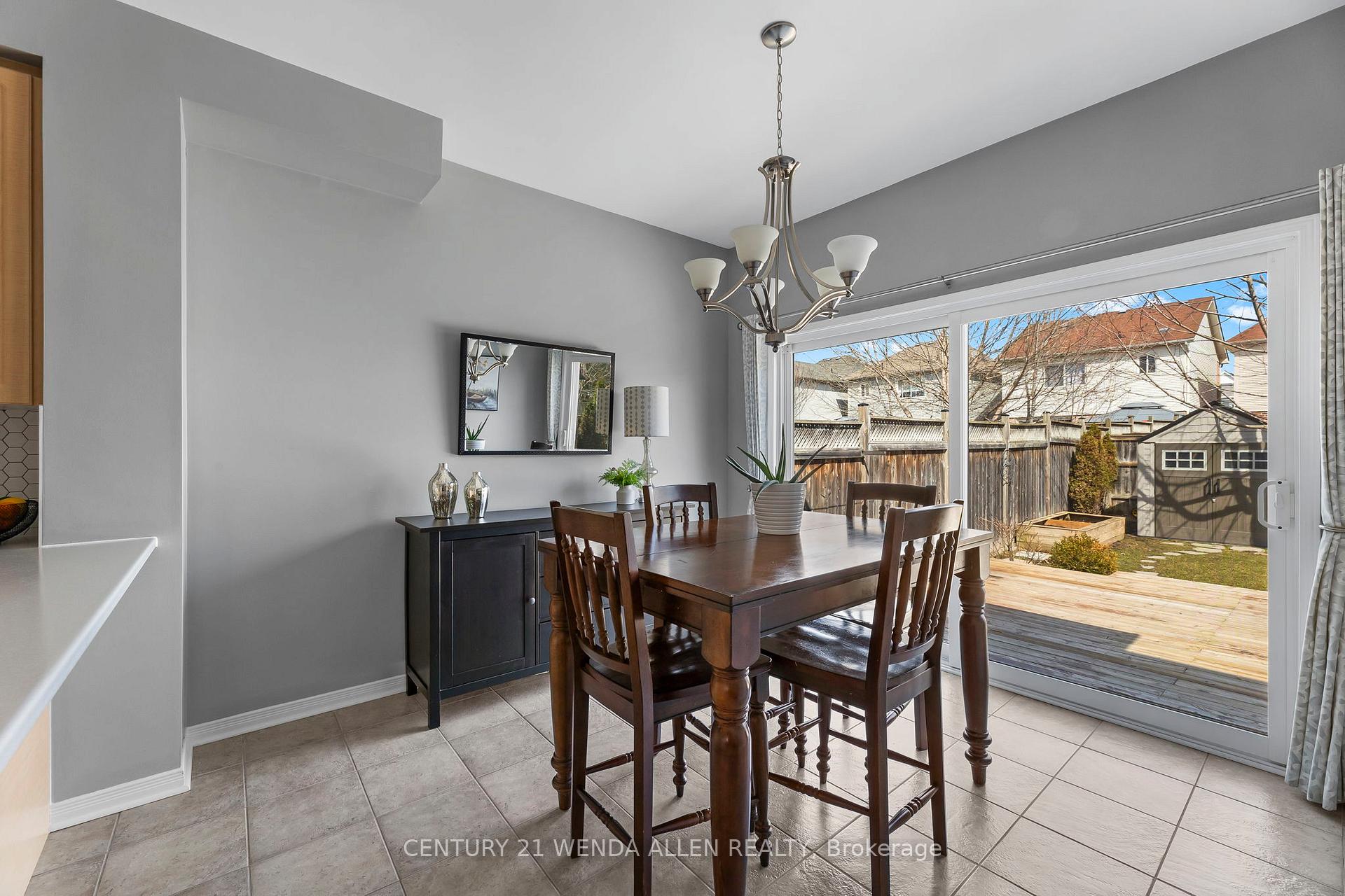 Photo 15 of 23 Honeyman Drive, Clarington, Bowmanville — HOMEH
