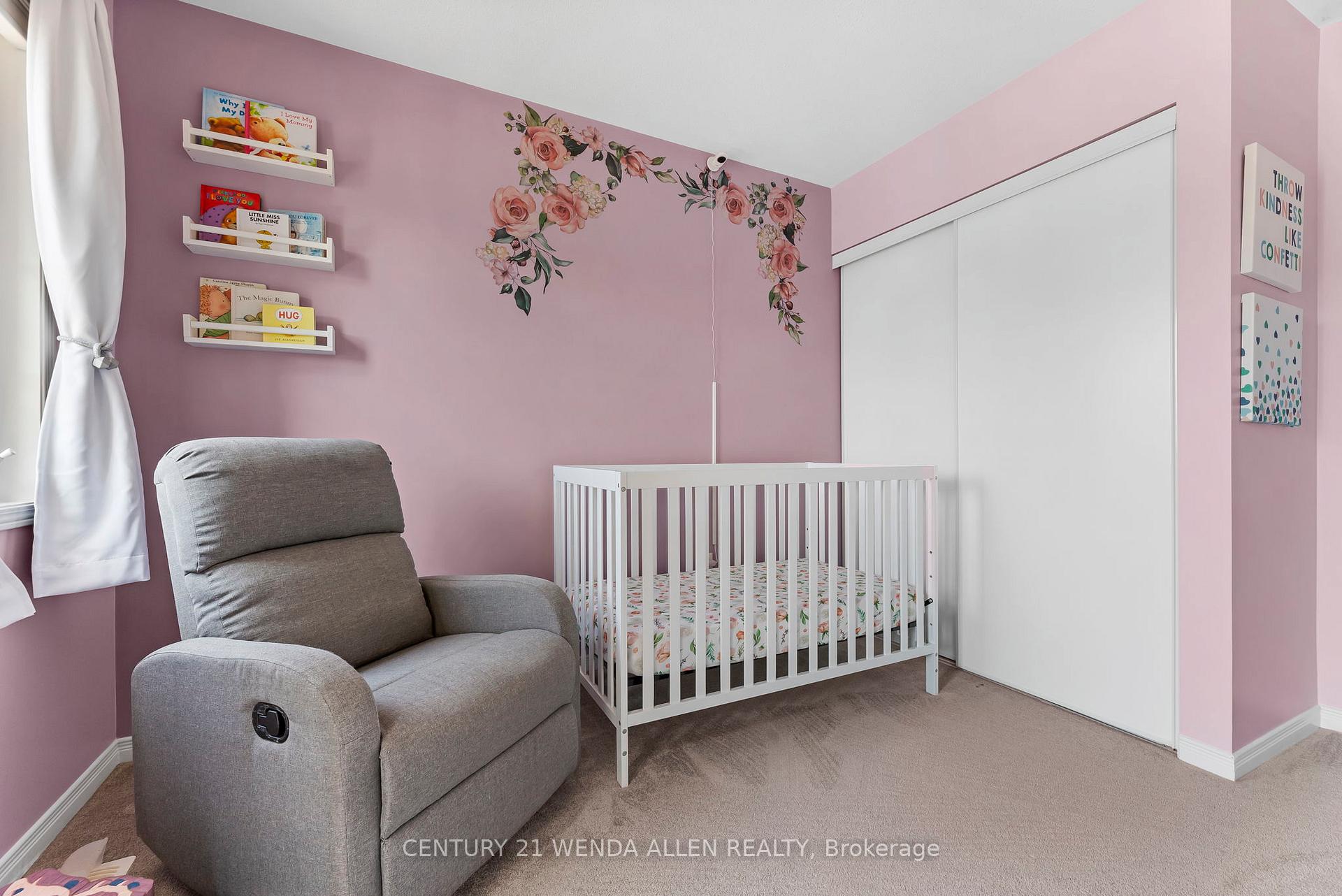 Photo 25 of 23 Honeyman Drive, Clarington, Bowmanville — HOMEH