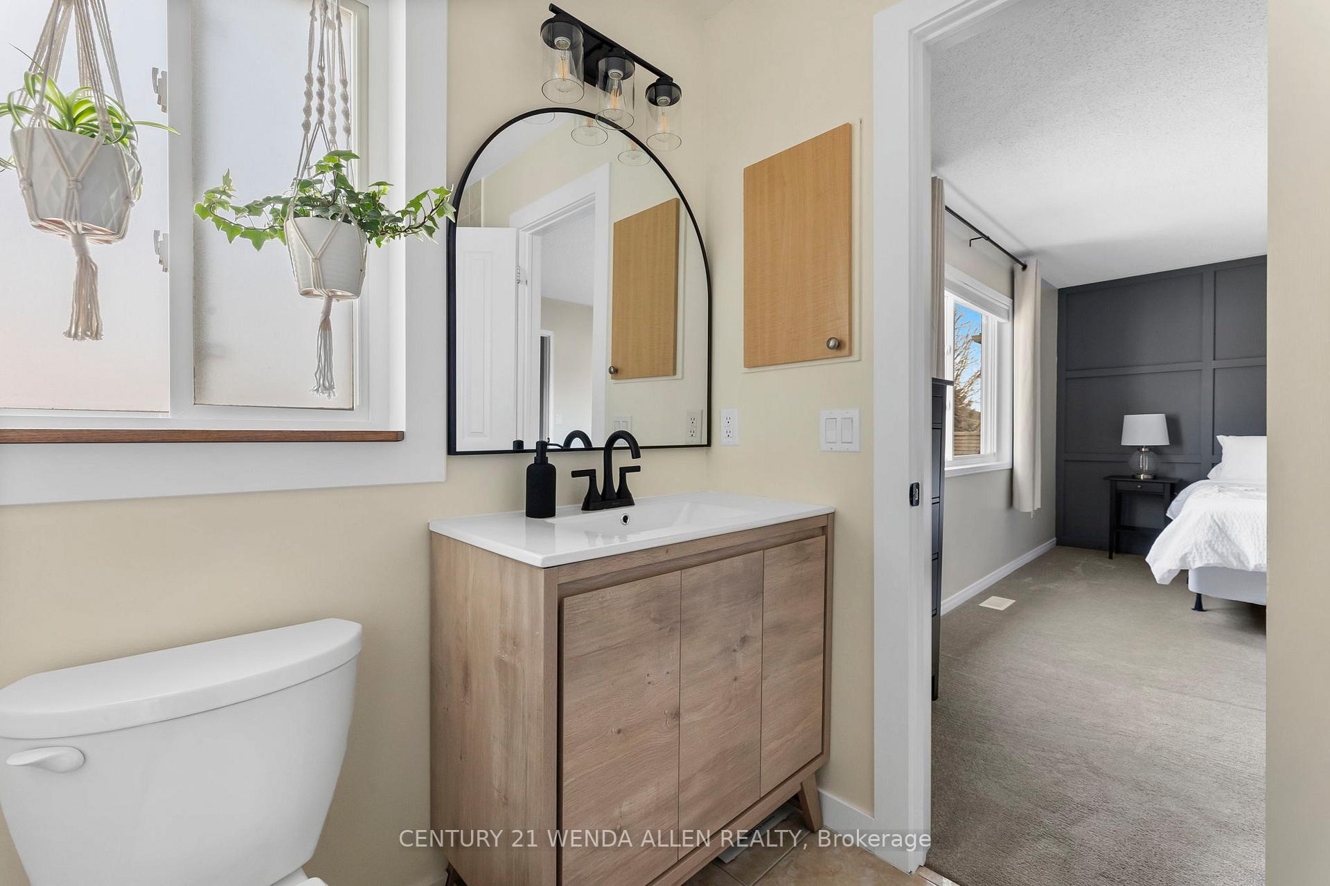 Photo 32 of 23 Honeyman Drive, Clarington, Bowmanville — HOMEH