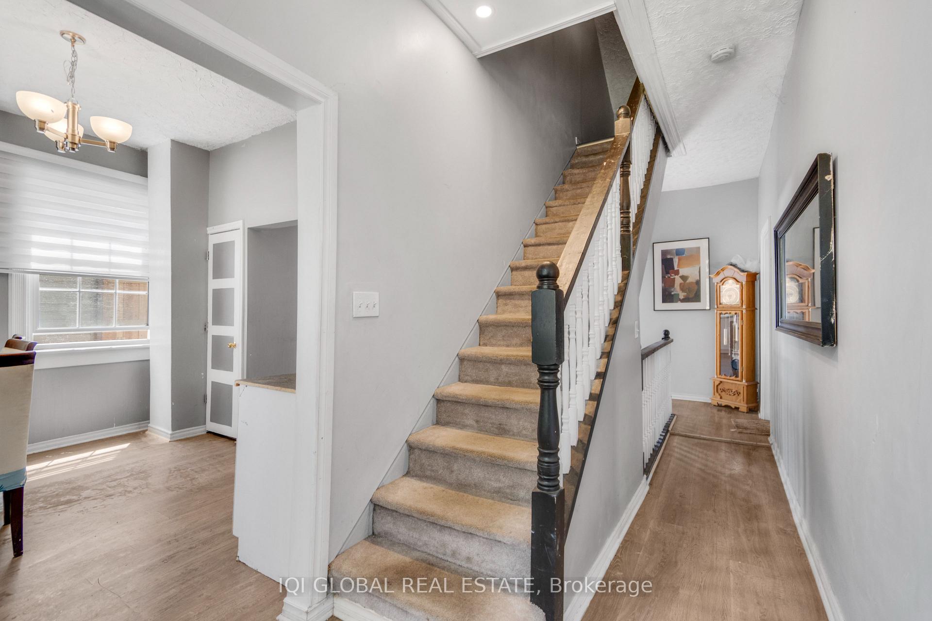 Photo 5 of 242 Queenston Road, Cambridge — HOMEH