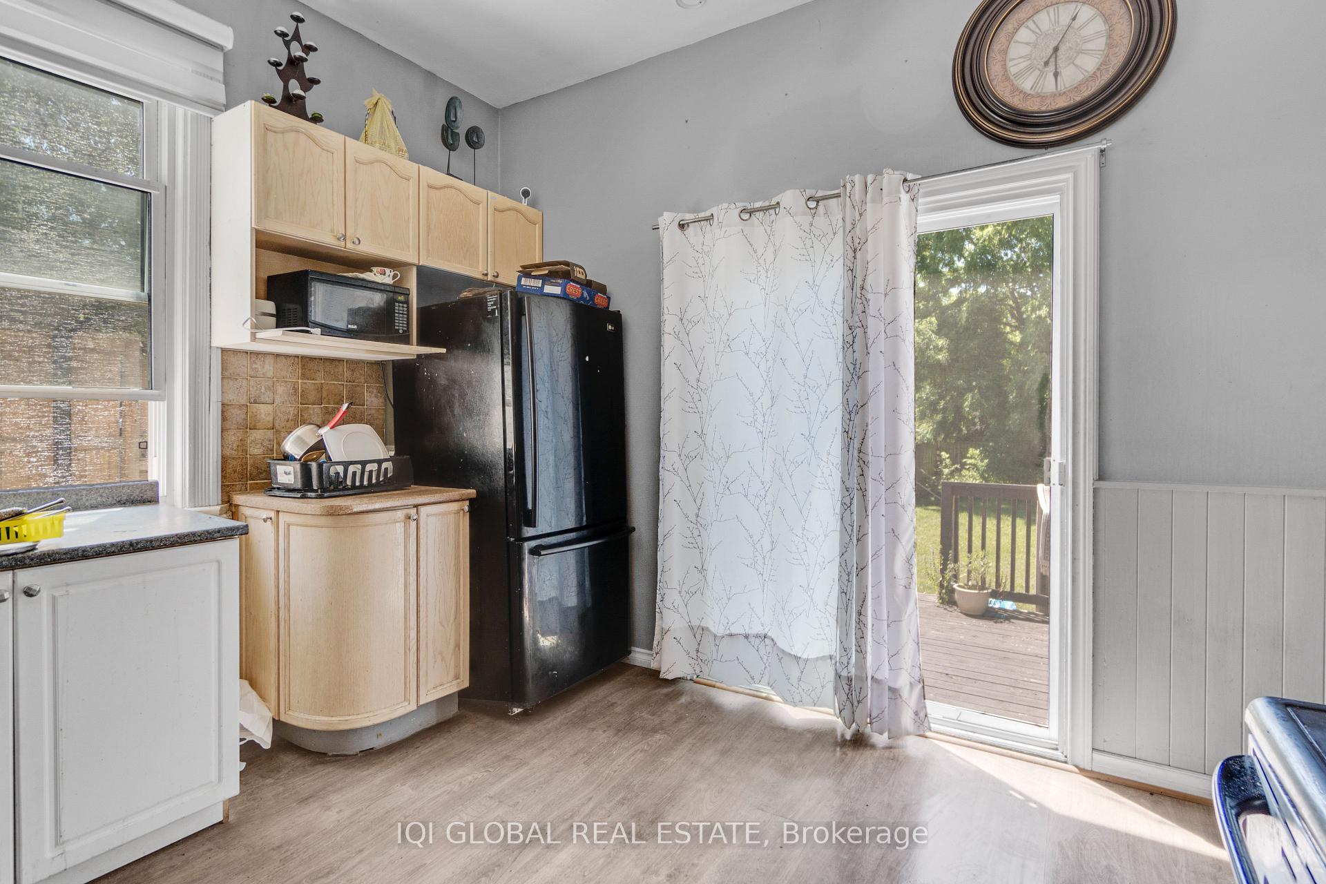 Photo 7 of 242 Queenston Road, Cambridge — HOMEH