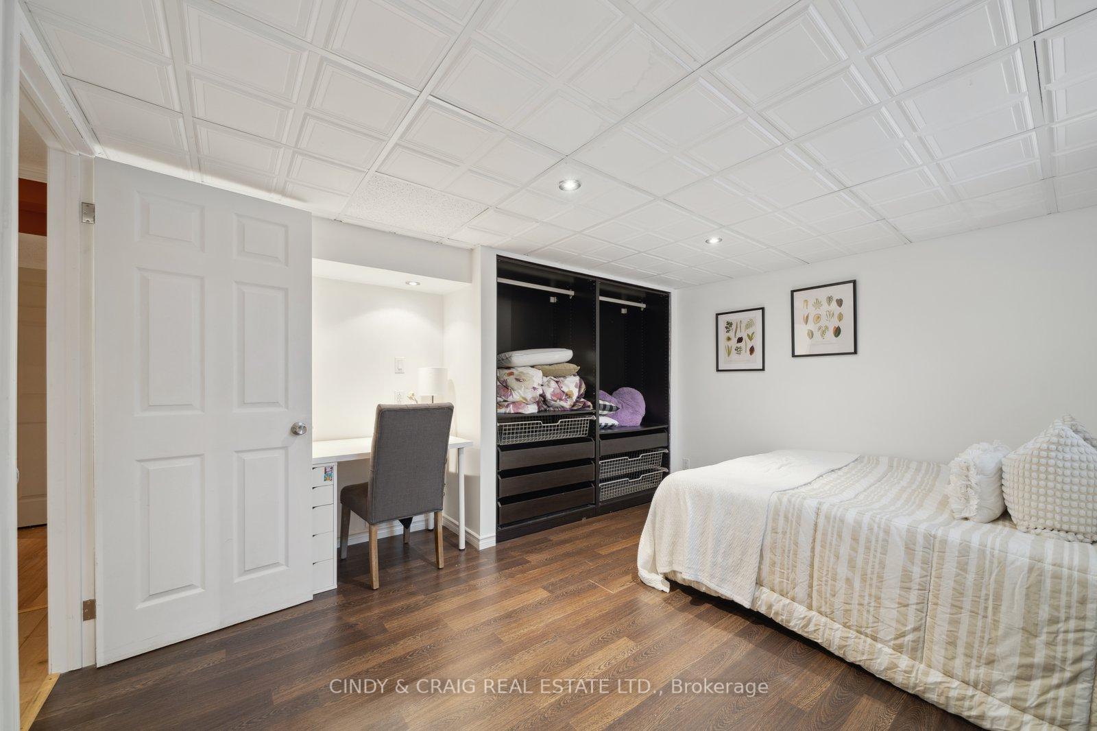 Photo 16 of 110 Homefield Square, Clarington, Courtice — HOMEH