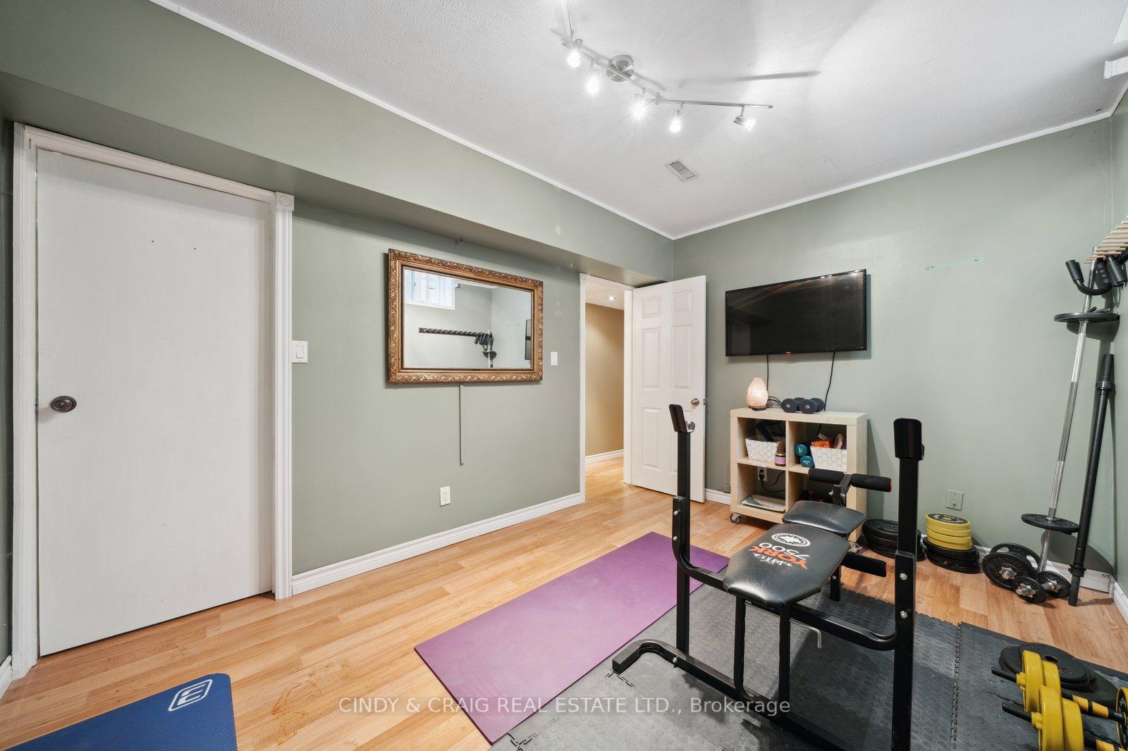 Photo 17 of 110 Homefield Square, Clarington, Courtice — HOMEH