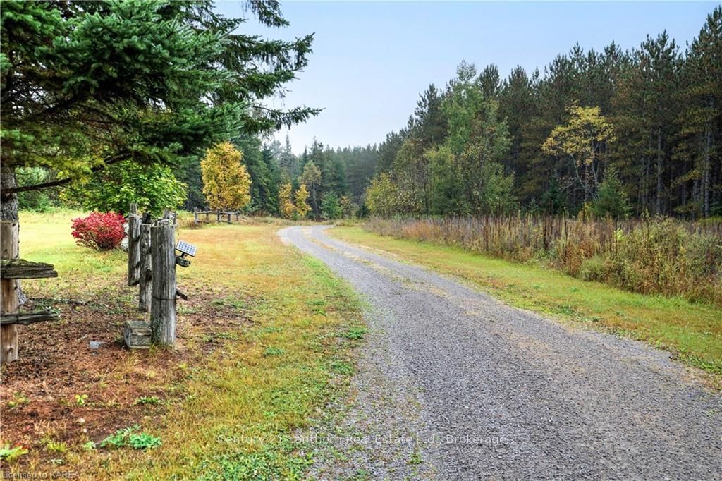 Photo 5 of 1968 Matawatchan Road, Frontenac, Frontenac North — HOMEH