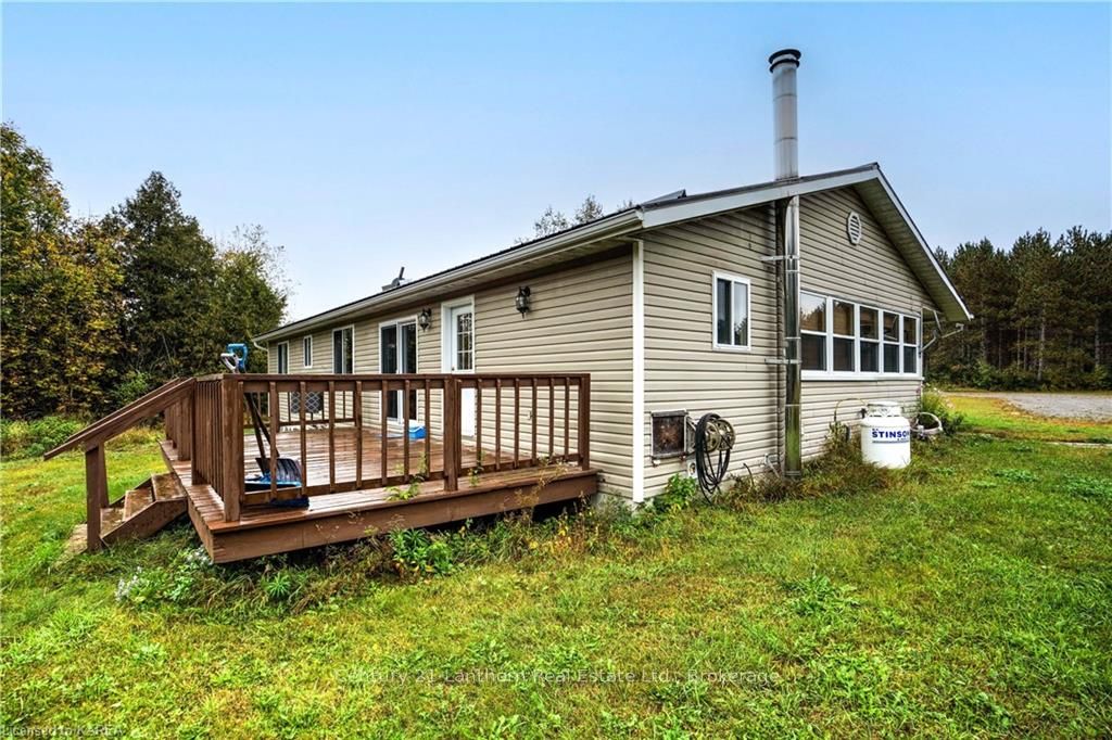 Photo 8 of 1968 Matawatchan Road, Frontenac, Frontenac North — HOMEH