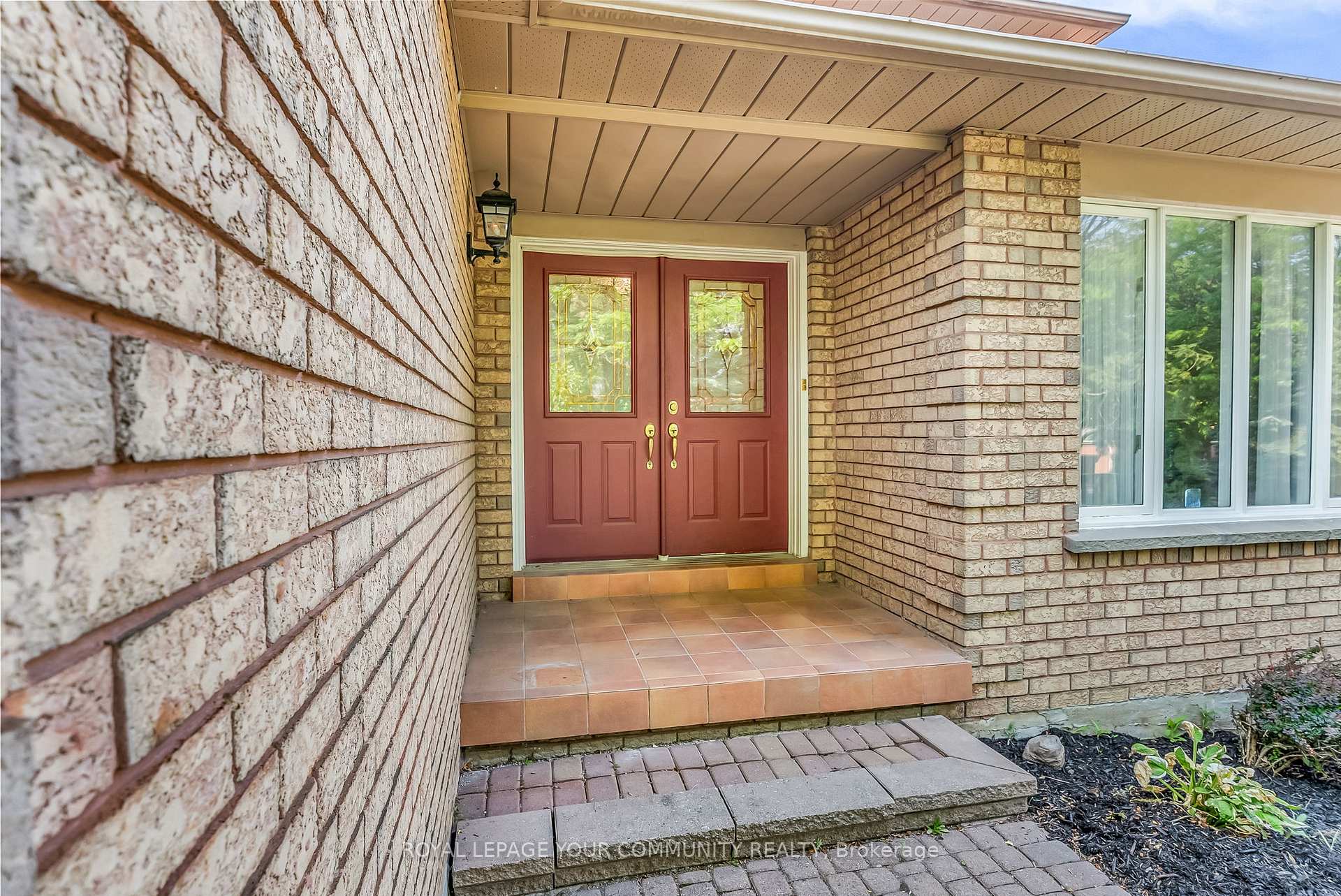 Photo 2 of 55 Lensmith Drive, Aurora, Aurora Highlands — HOMEH