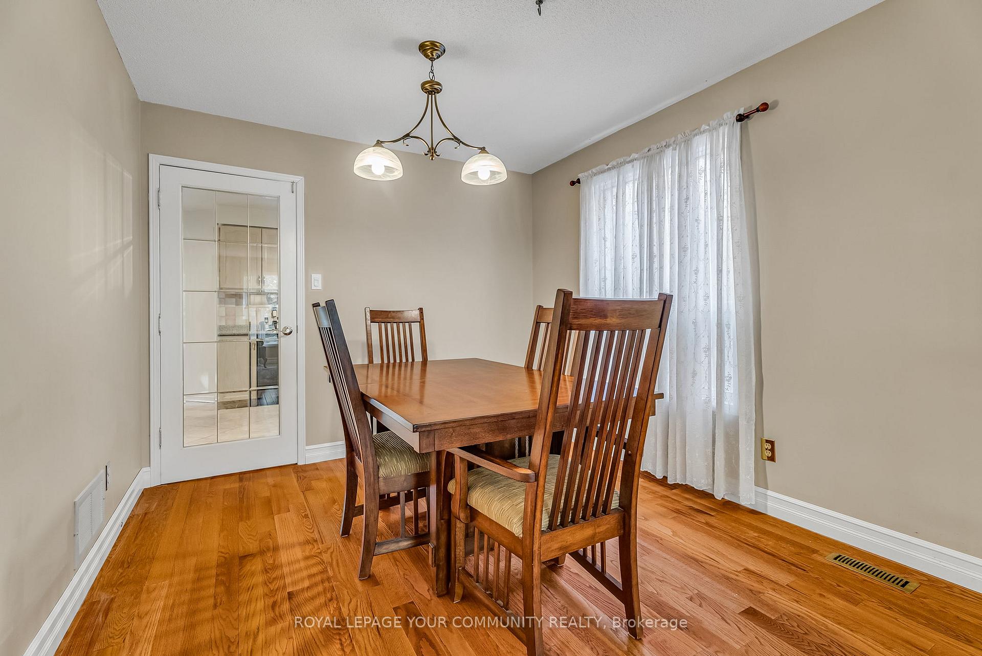 Photo 11 of 55 Lensmith Drive, Aurora, Aurora Highlands — HOMEH