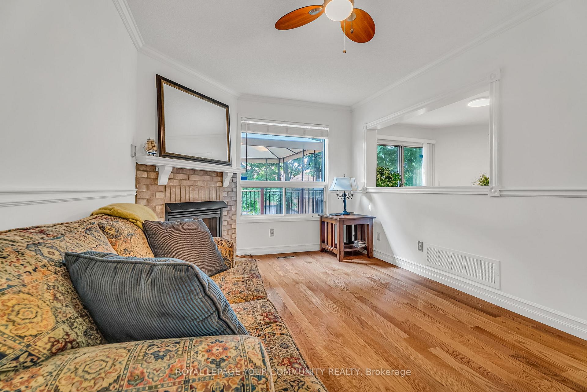 Photo 13 of 55 Lensmith Drive, Aurora, Aurora Highlands — HOMEH