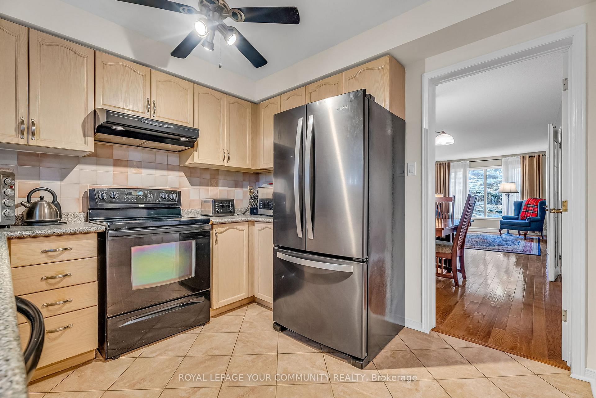 Photo 21 of 55 Lensmith Drive, Aurora, Aurora Highlands — HOMEH