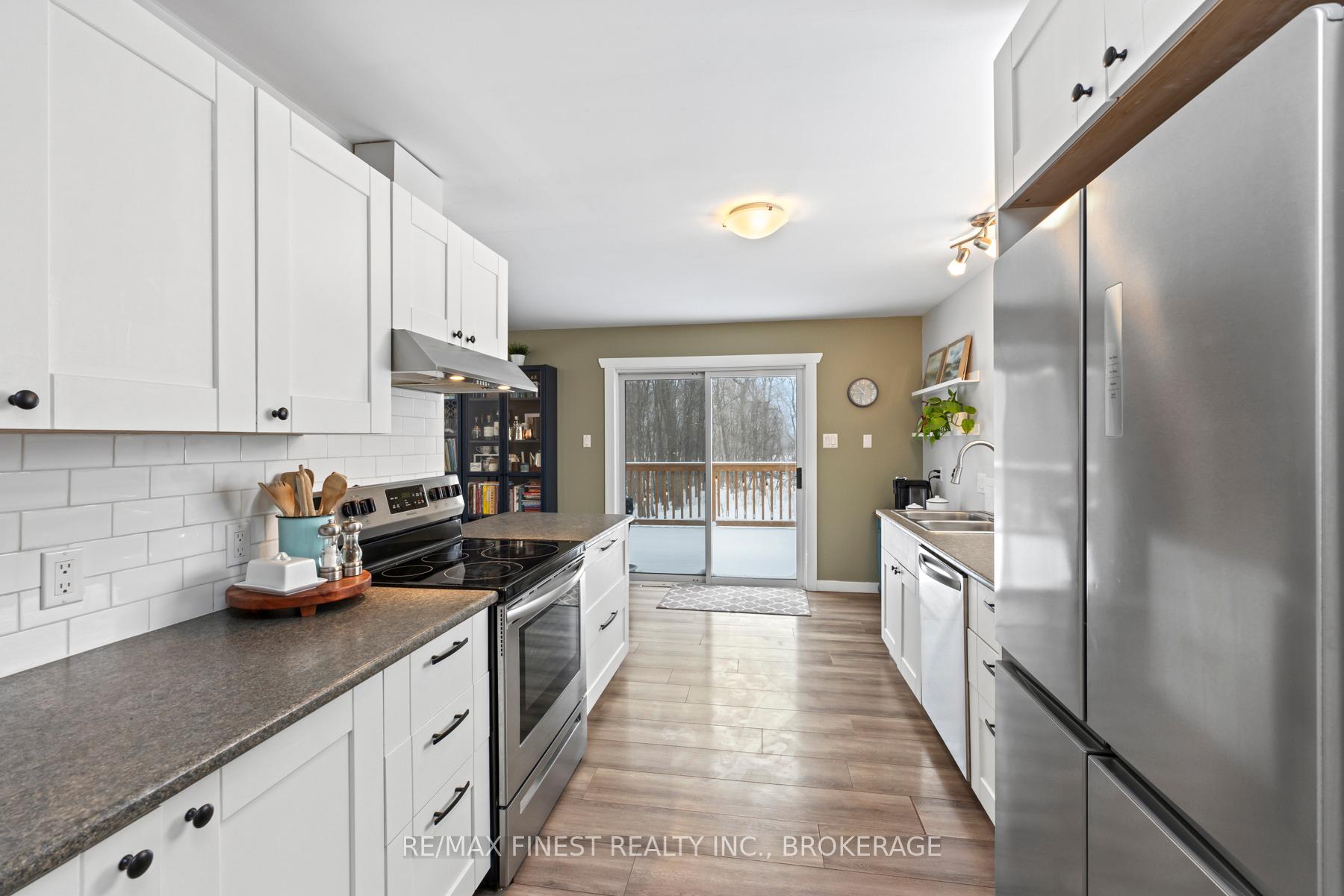 Photo 19 of 2997 Bear Creek Road, Frontenac, Frontenac South — HOMEH