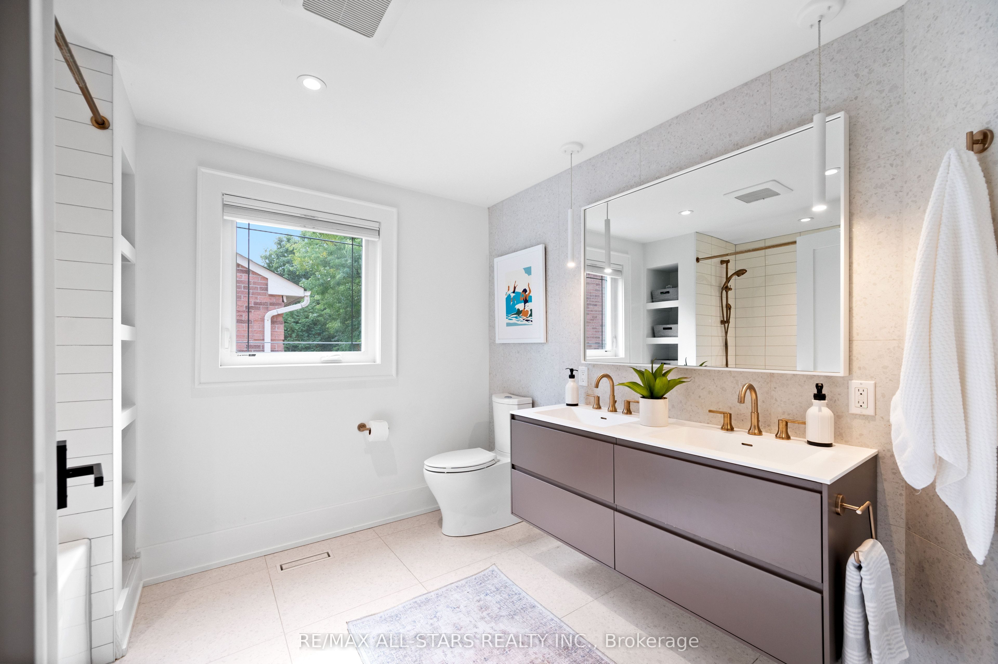 Photo 89 of 45 Rosemead Close, Markham, Unionville — HOMEH