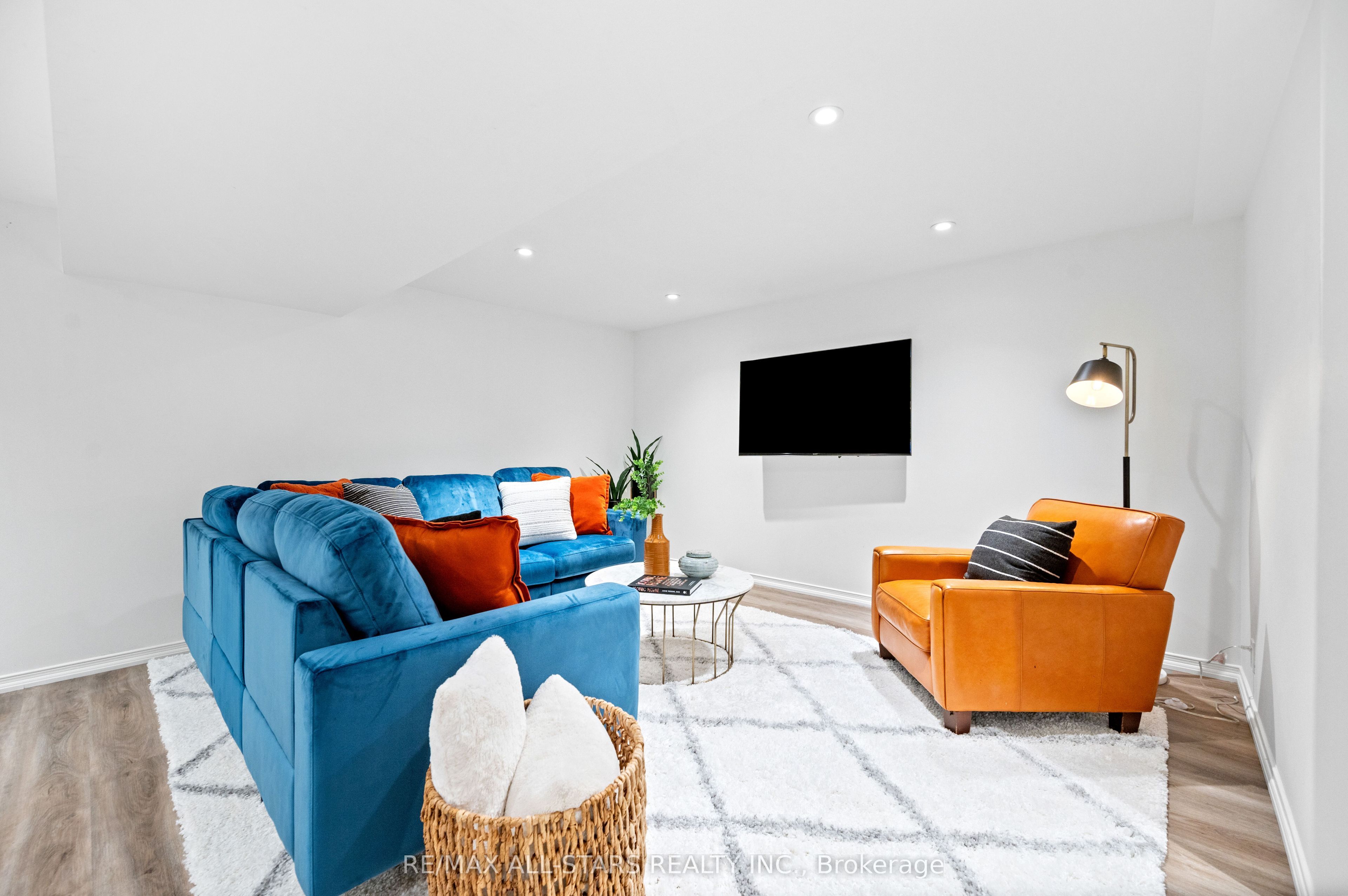 Photo 91 of 45 Rosemead Close, Markham, Unionville — HOMEH