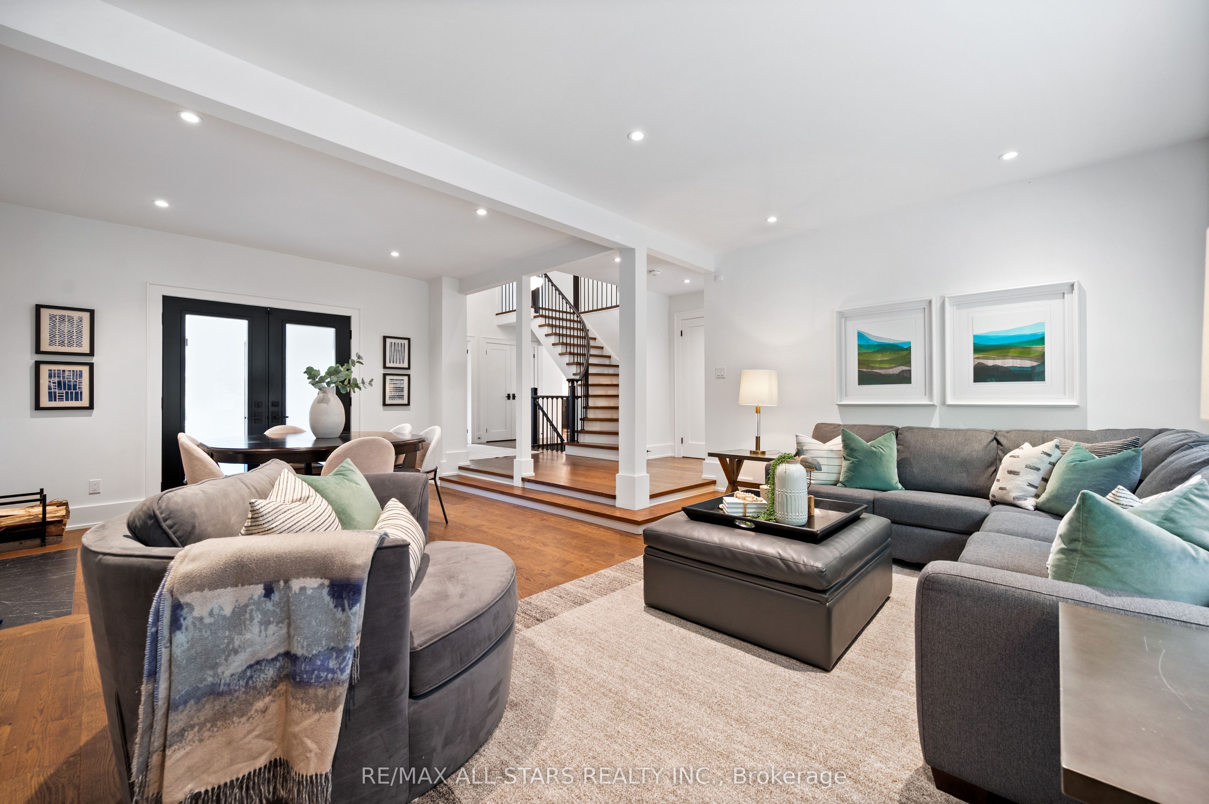 Photo 63 of 45 Rosemead Close, Markham, Unionville — HOMEH
