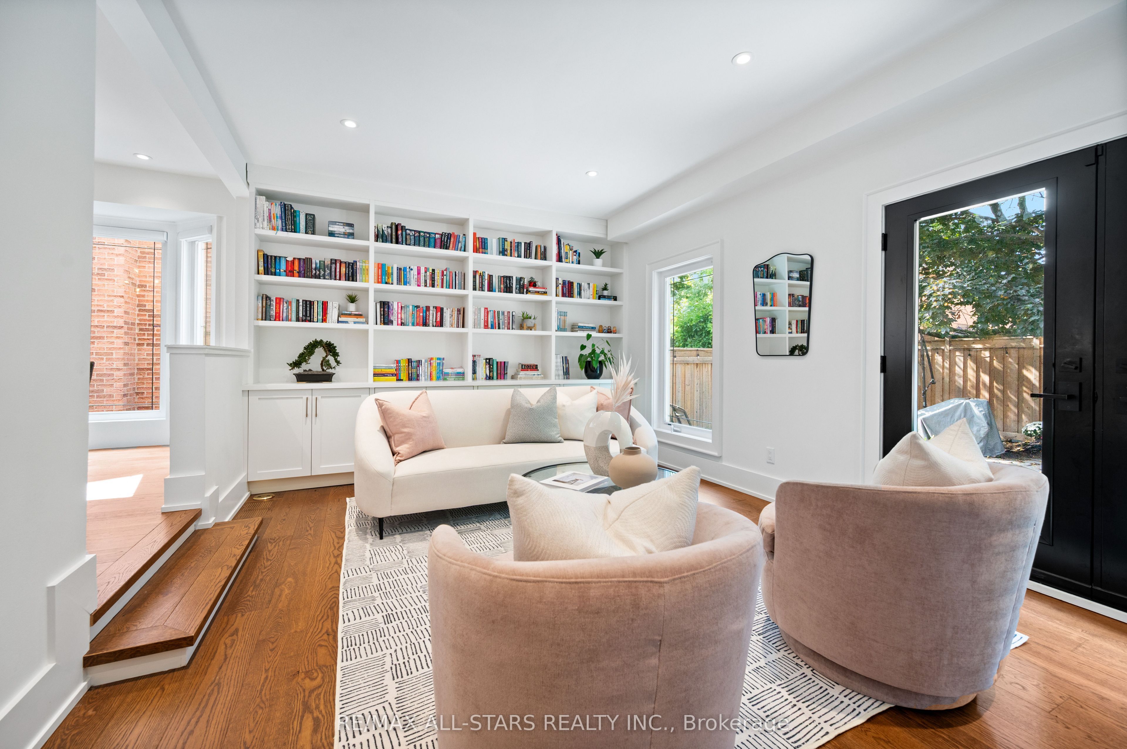 Photo 66 of 45 Rosemead Close, Markham, Unionville — HOMEH