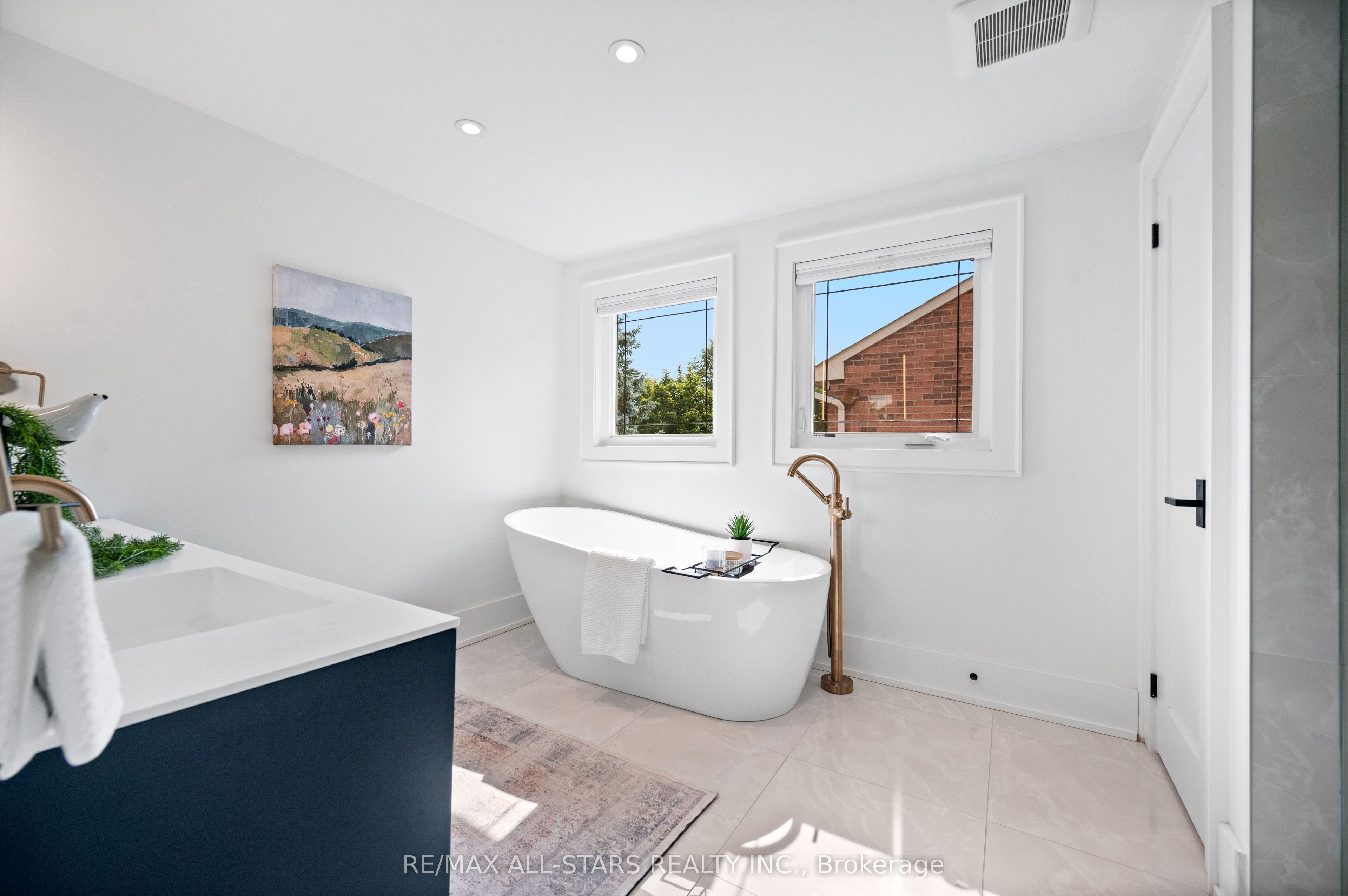 Photo 82 of 45 Rosemead Close, Markham, Unionville — HOMEH