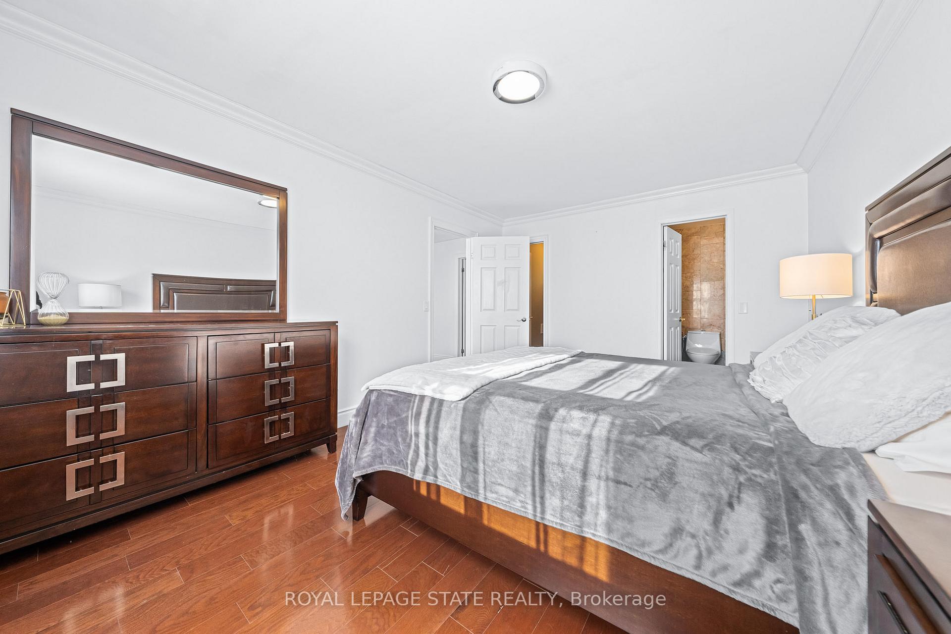 Photo 20 of 46 Novoco Drive, Hamilton, Gurnett — HOMEH