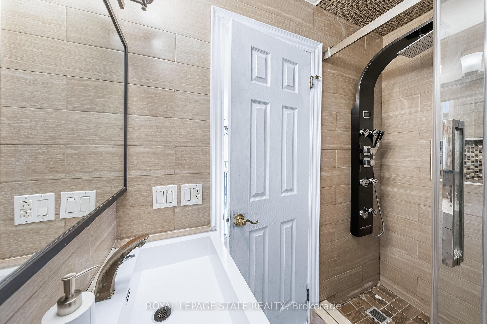 Photo 27 of 46 Novoco Drive, Hamilton, Gurnett — HOMEH