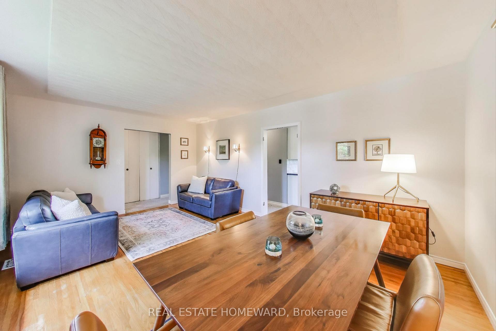 Photo 7 of 12 Cecilia Court, Hamilton, Huntington — HOMEH
