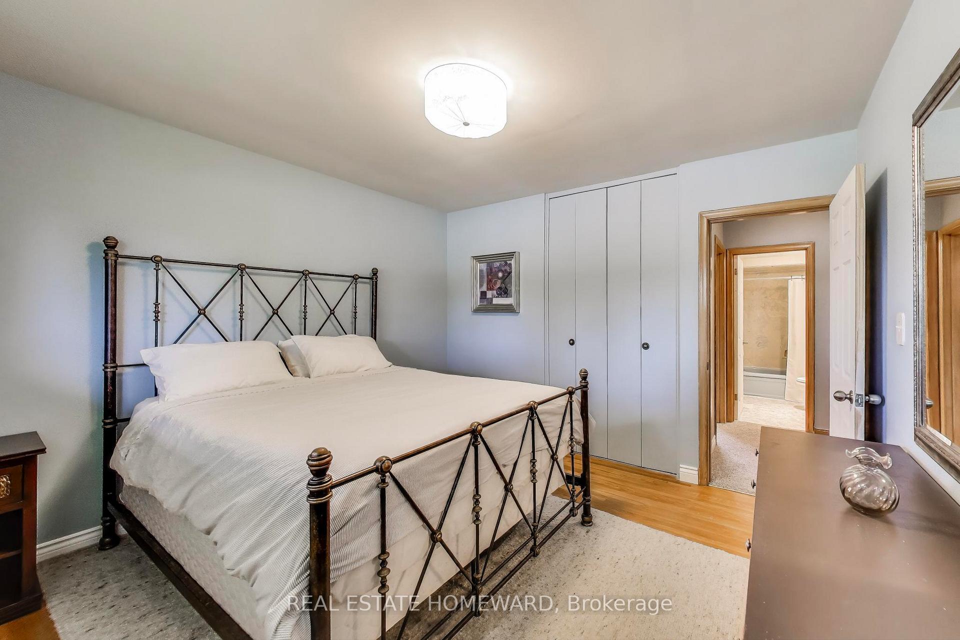 Photo 13 of 12 Cecilia Court, Hamilton, Huntington — HOMEH