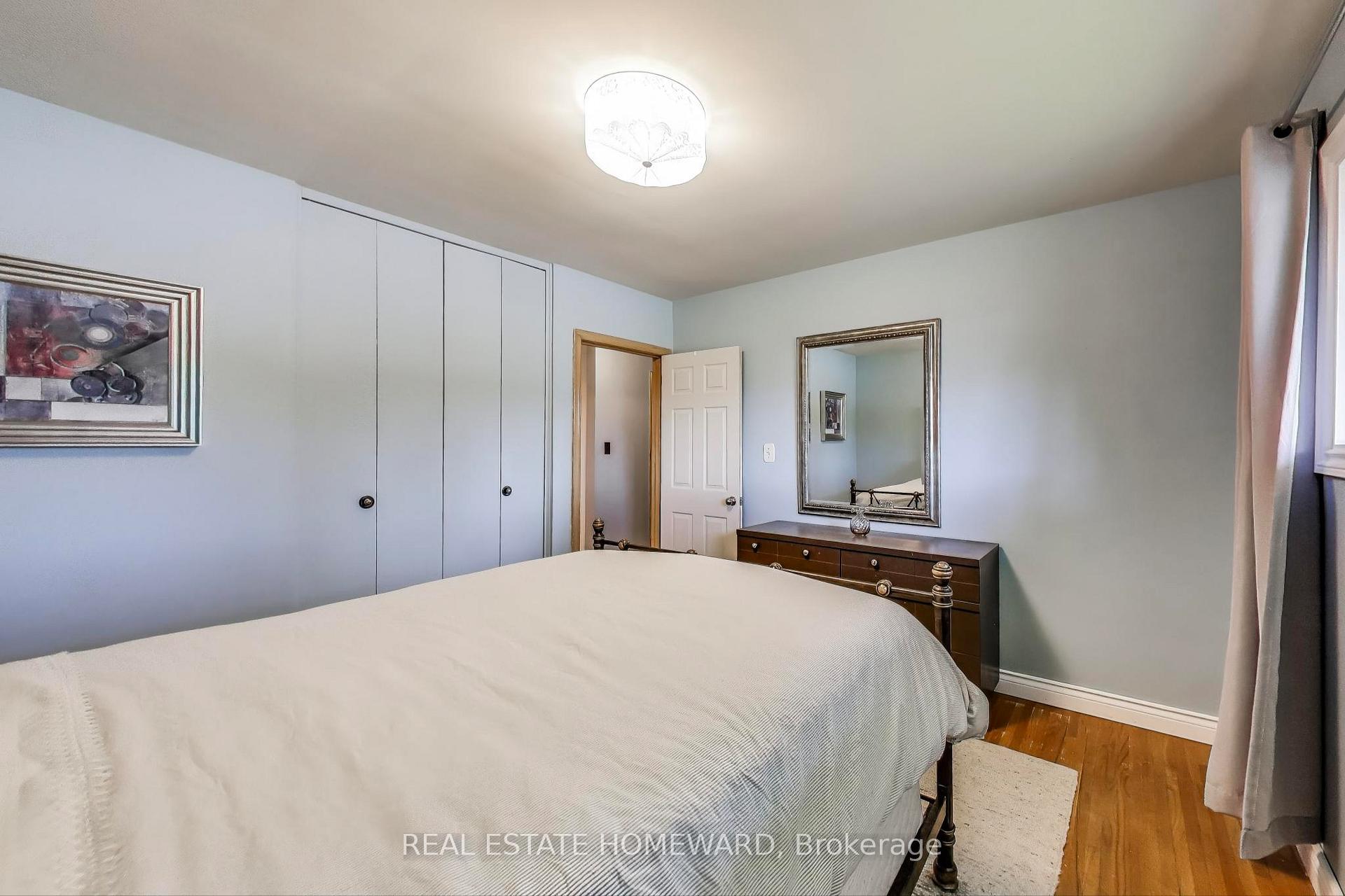 Photo 14 of 12 Cecilia Court, Hamilton, Huntington — HOMEH