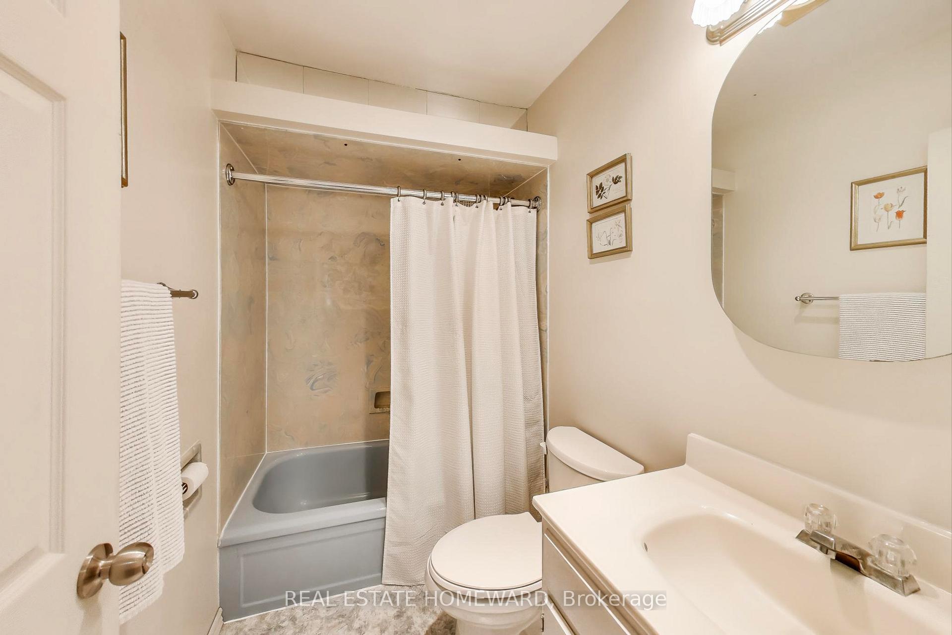 Photo 19 of 12 Cecilia Court, Hamilton, Huntington — HOMEH