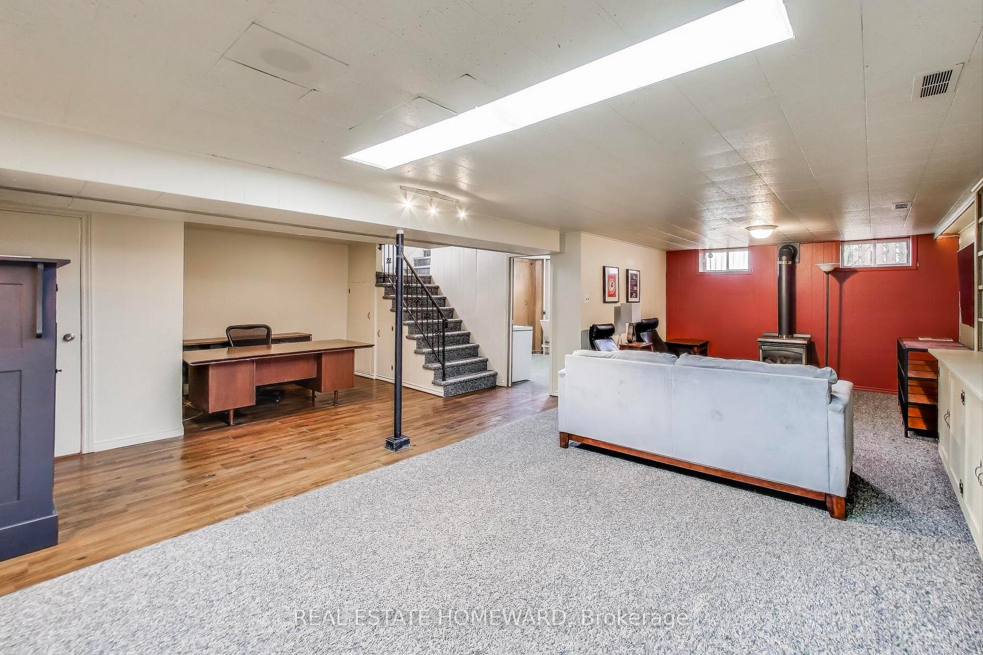 Photo 21 of 12 Cecilia Court, Hamilton, Huntington — HOMEH