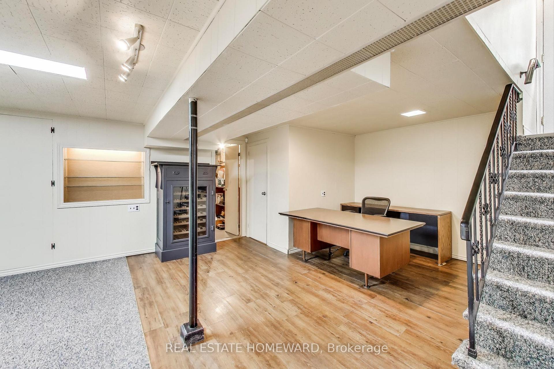Photo 23 of 12 Cecilia Court, Hamilton, Huntington — HOMEH