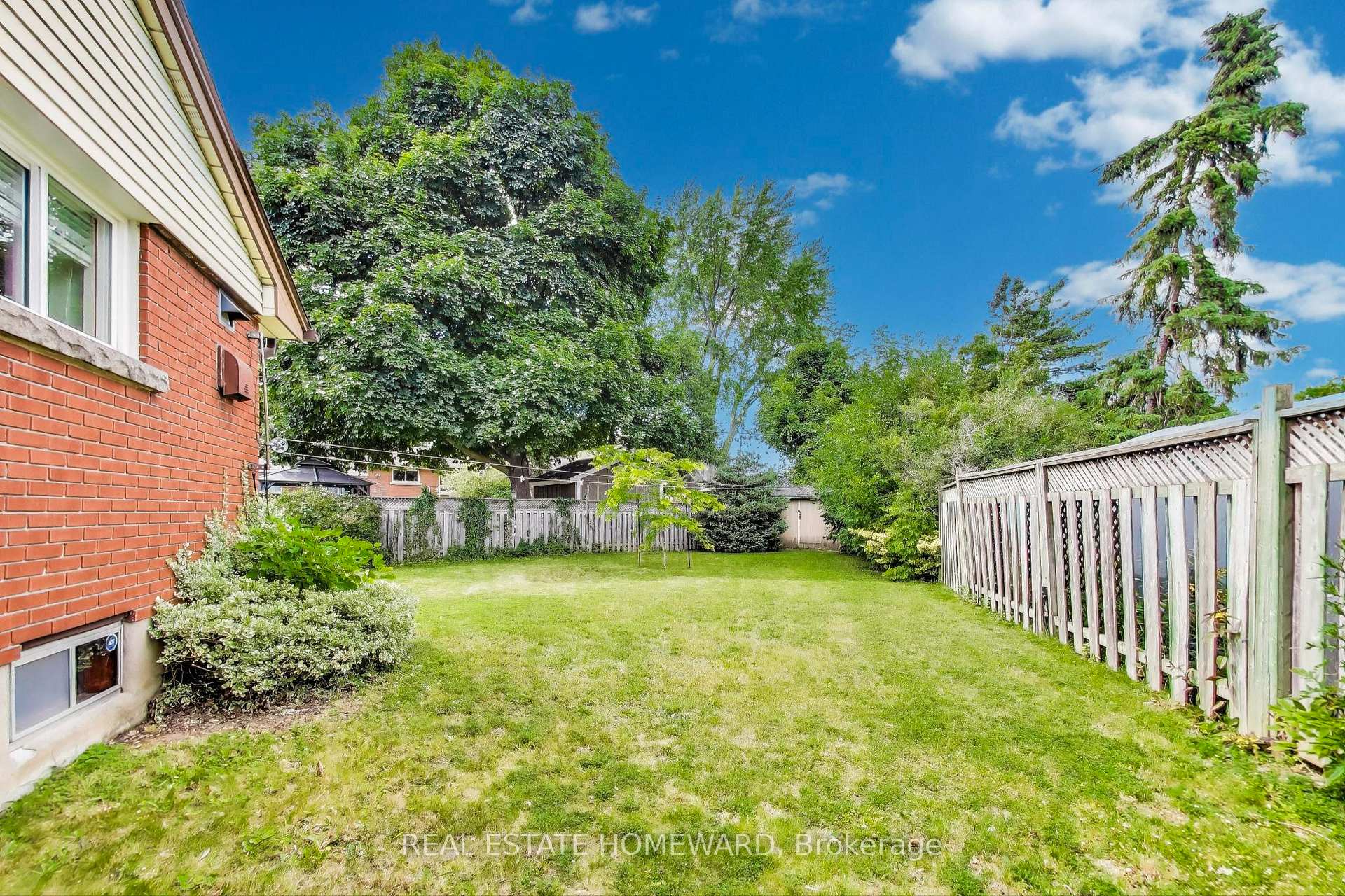 Photo 30 of 12 Cecilia Court, Hamilton, Huntington — HOMEH