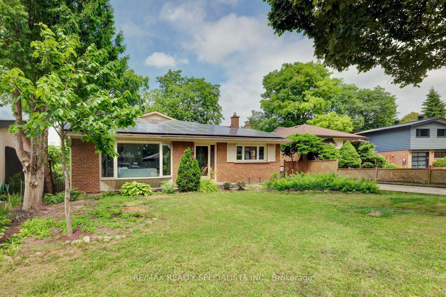 Photo 4 of 19 Verona Place, Hamilton, Buchanan — HOMEH