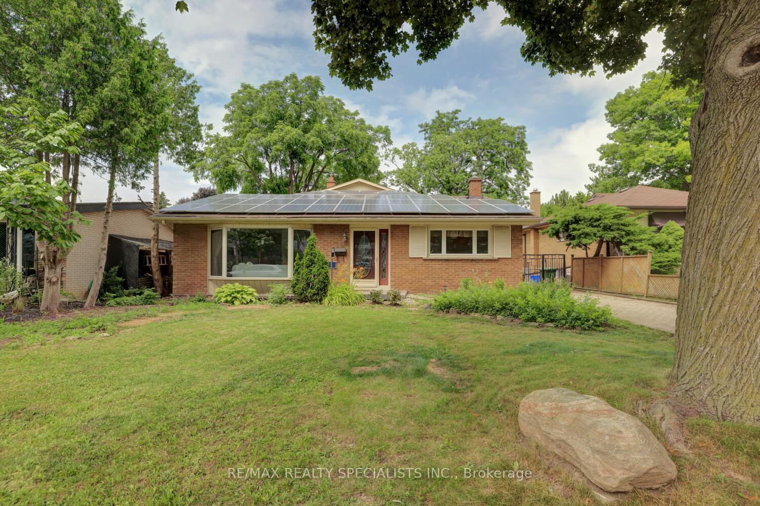 Photo 5 of 19 Verona Place, Hamilton, Buchanan — HOMEH