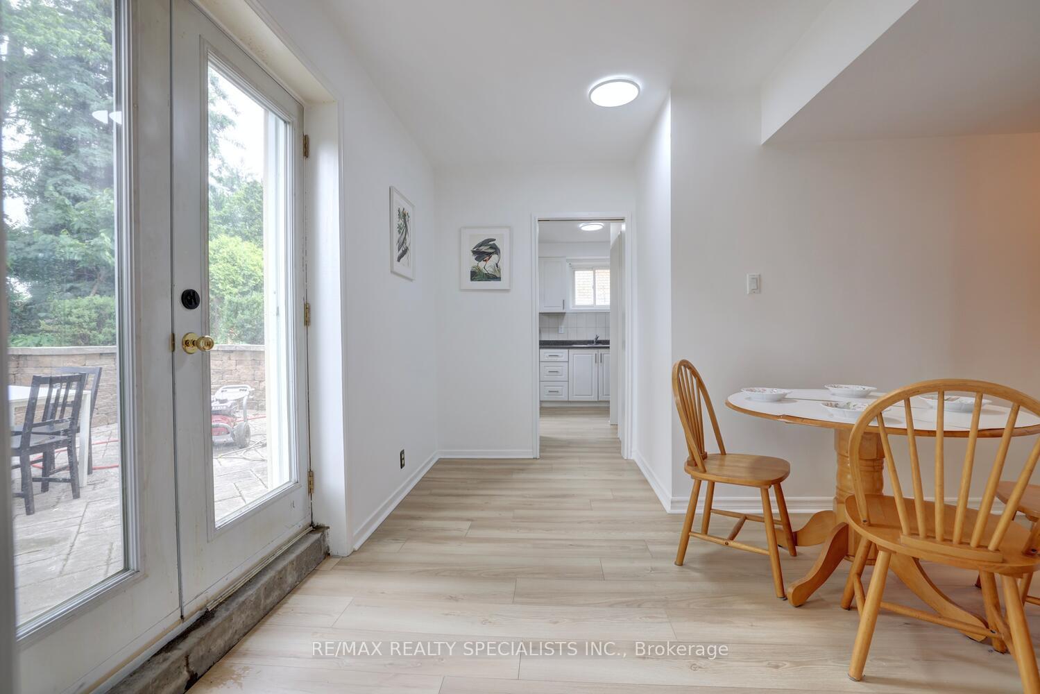 Photo 24 of 19 Verona Place, Hamilton, Buchanan — HOMEH