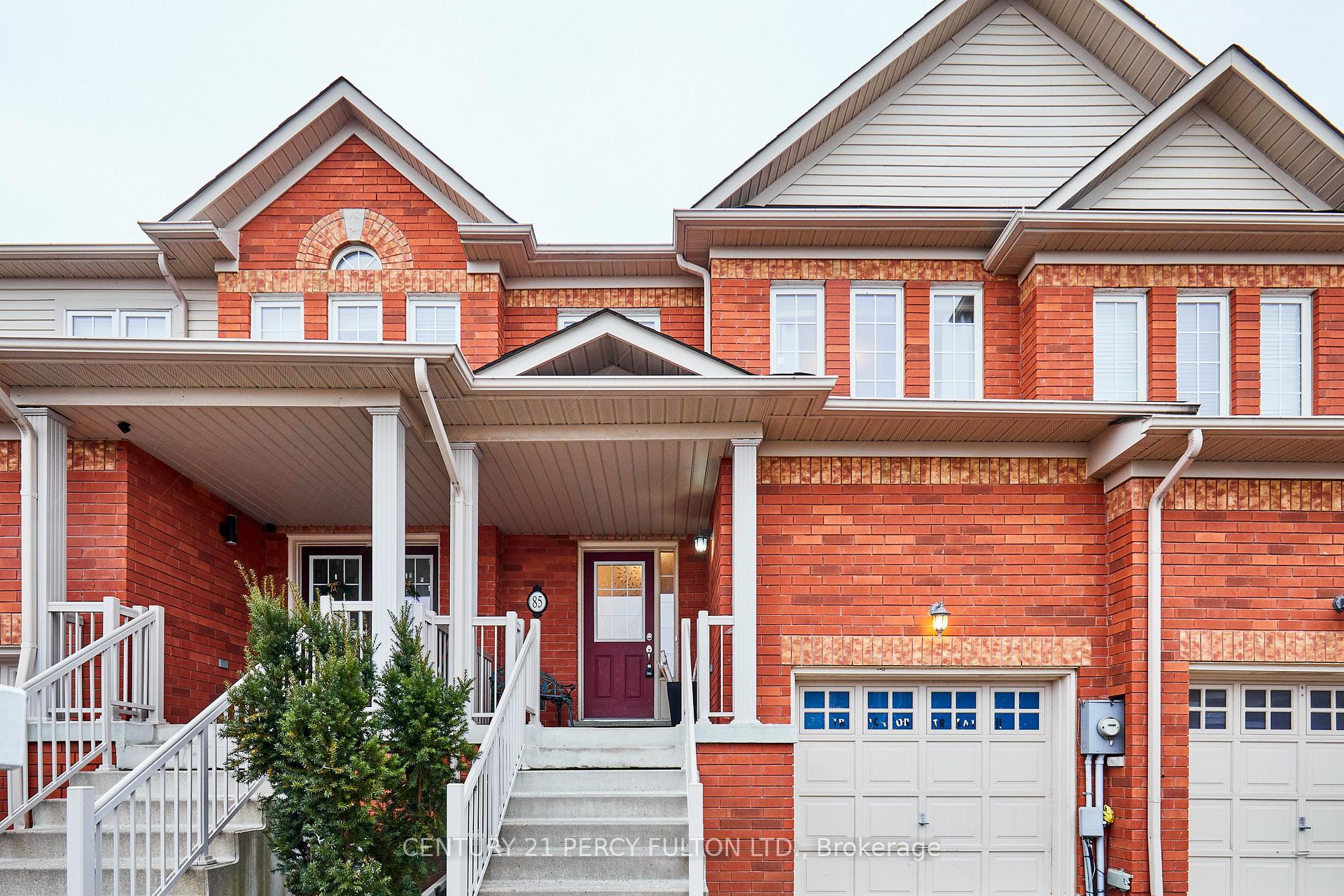 Photo 3 of 85 Bathgate Crescent, Clarington, Courtice — HOMEH