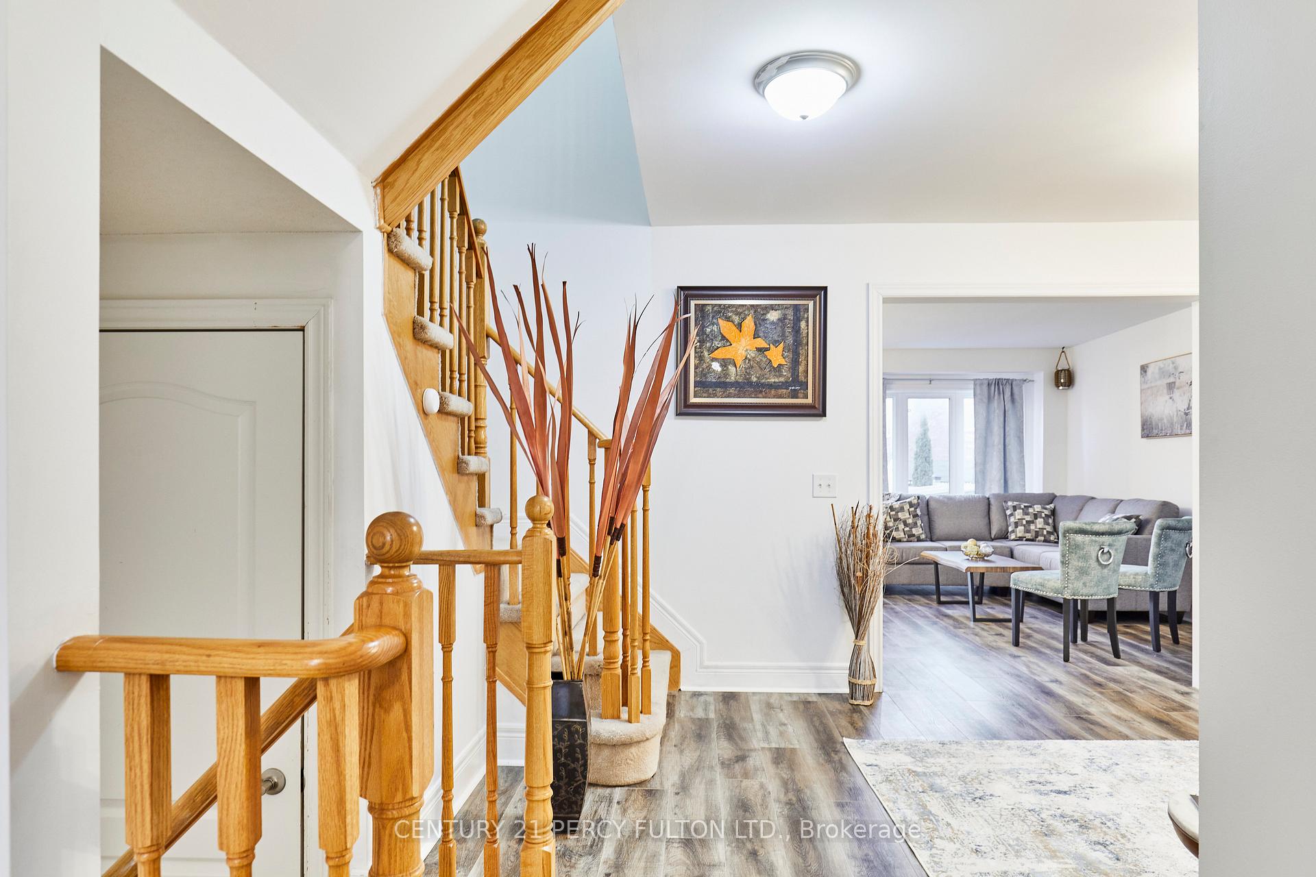 Photo 9 of 85 Bathgate Crescent, Clarington, Courtice — HOMEH