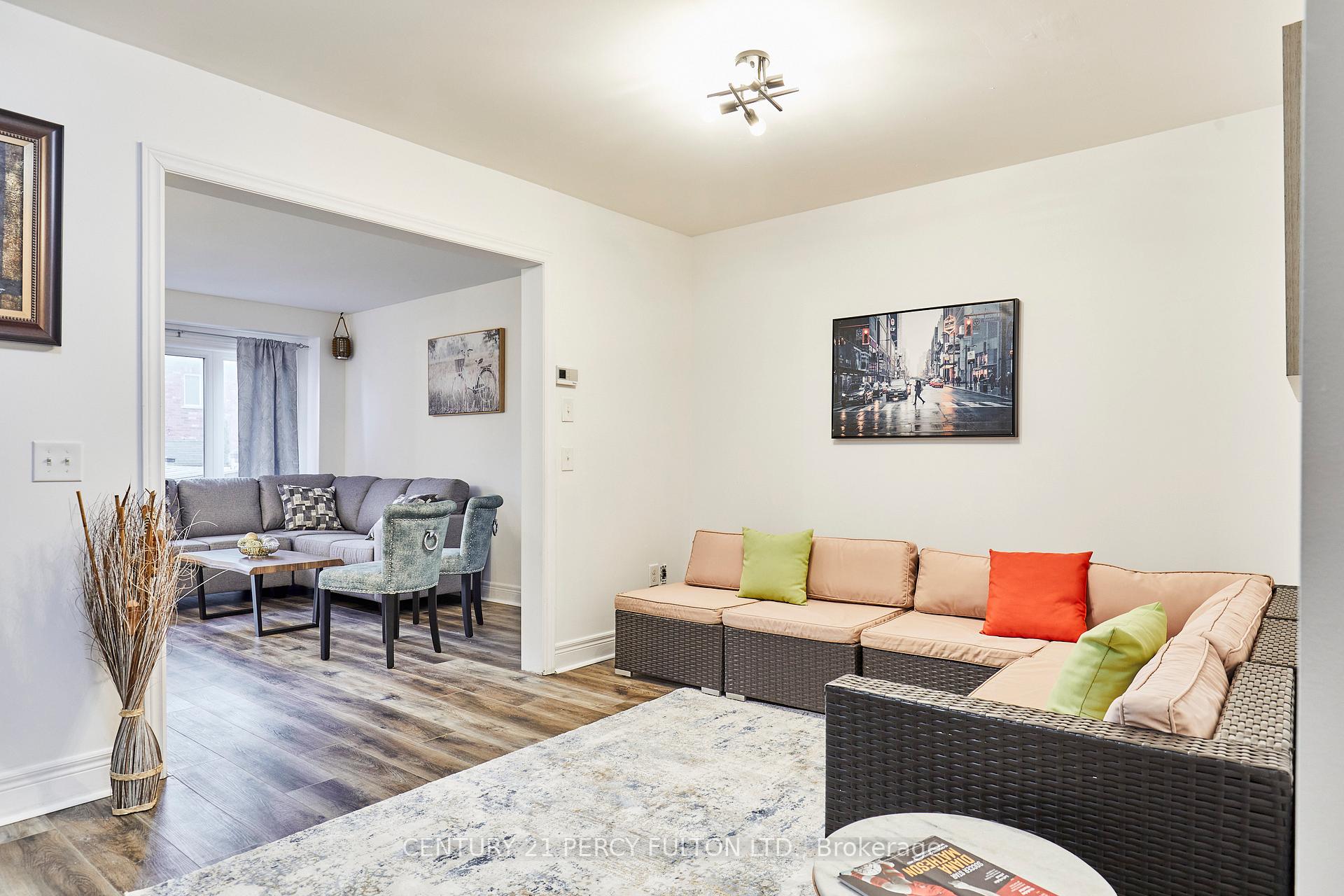 Photo 10 of 85 Bathgate Crescent, Clarington, Courtice — HOMEH