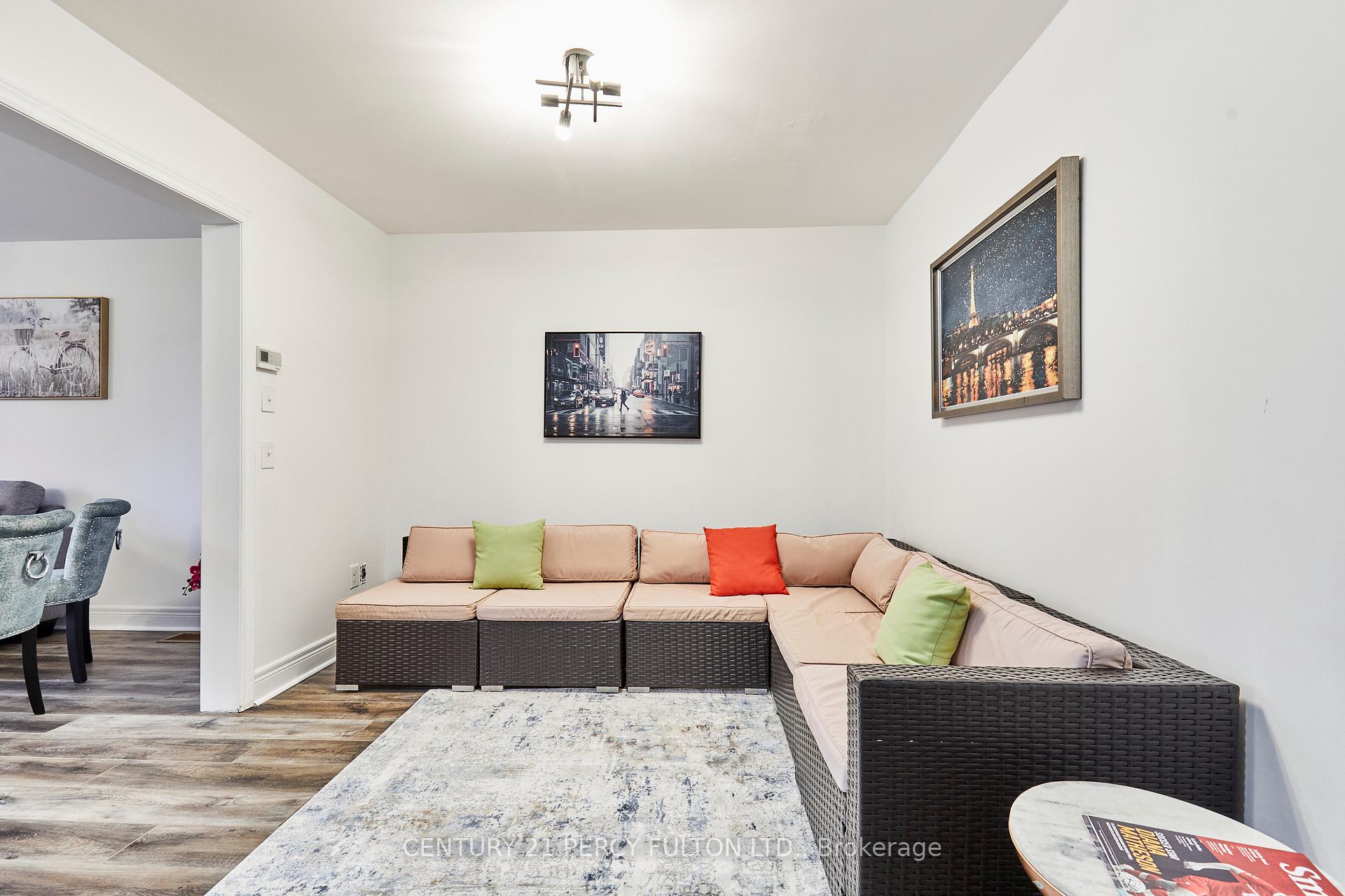 Photo 11 of 85 Bathgate Crescent, Clarington, Courtice — HOMEH