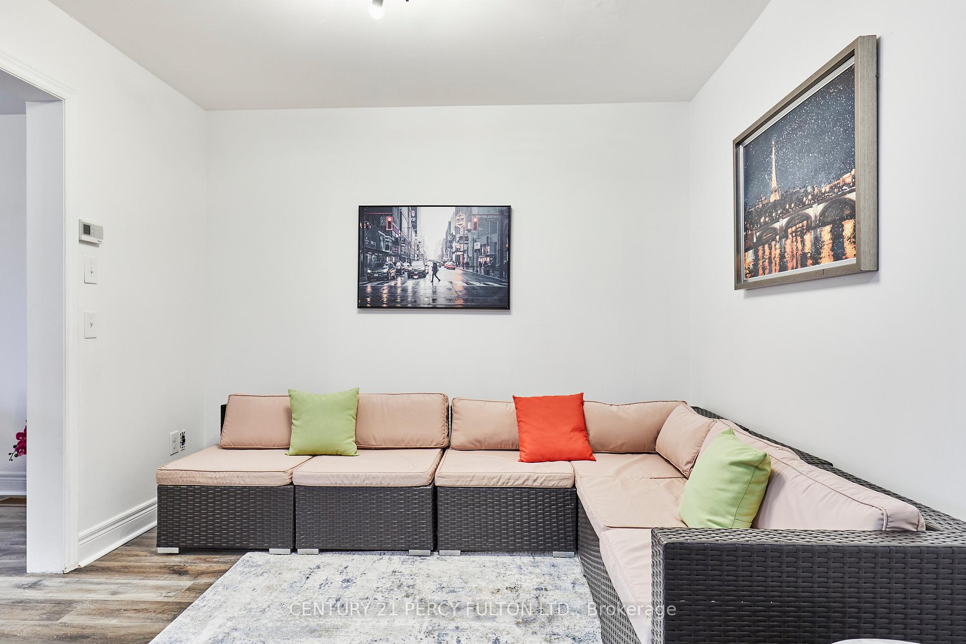 Photo 12 of 85 Bathgate Crescent, Clarington, Courtice — HOMEH