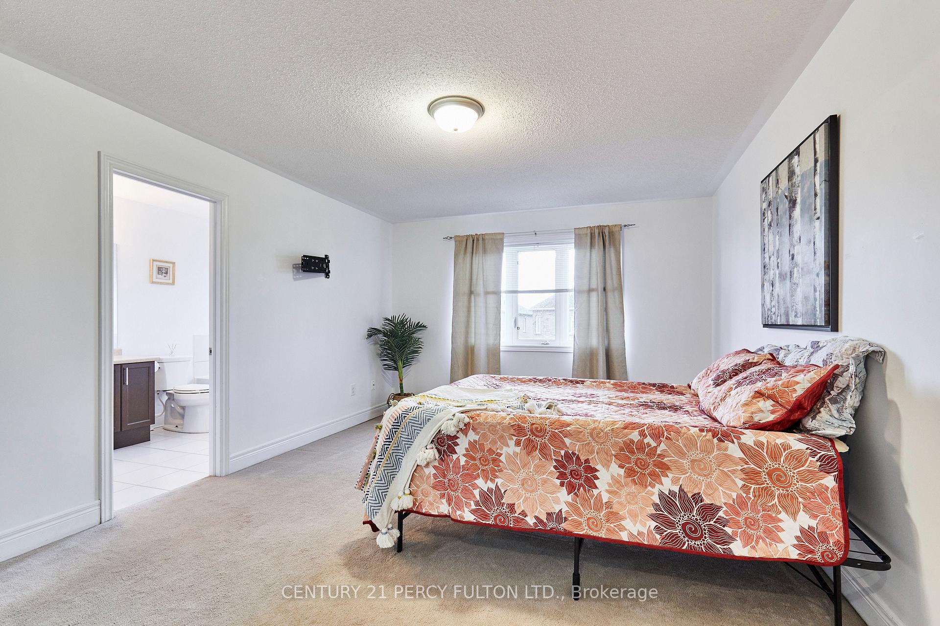 Photo 36 of 85 Bathgate Crescent, Clarington, Courtice — HOMEH