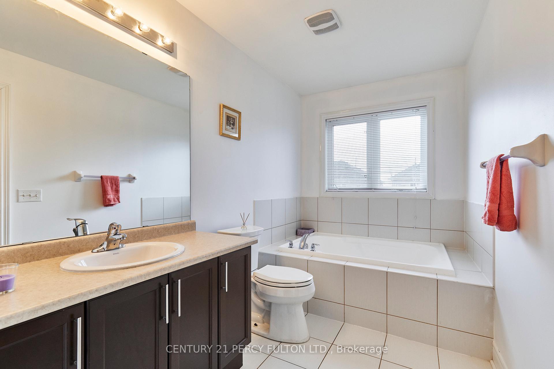 Photo 40 of 85 Bathgate Crescent, Clarington, Courtice — HOMEH