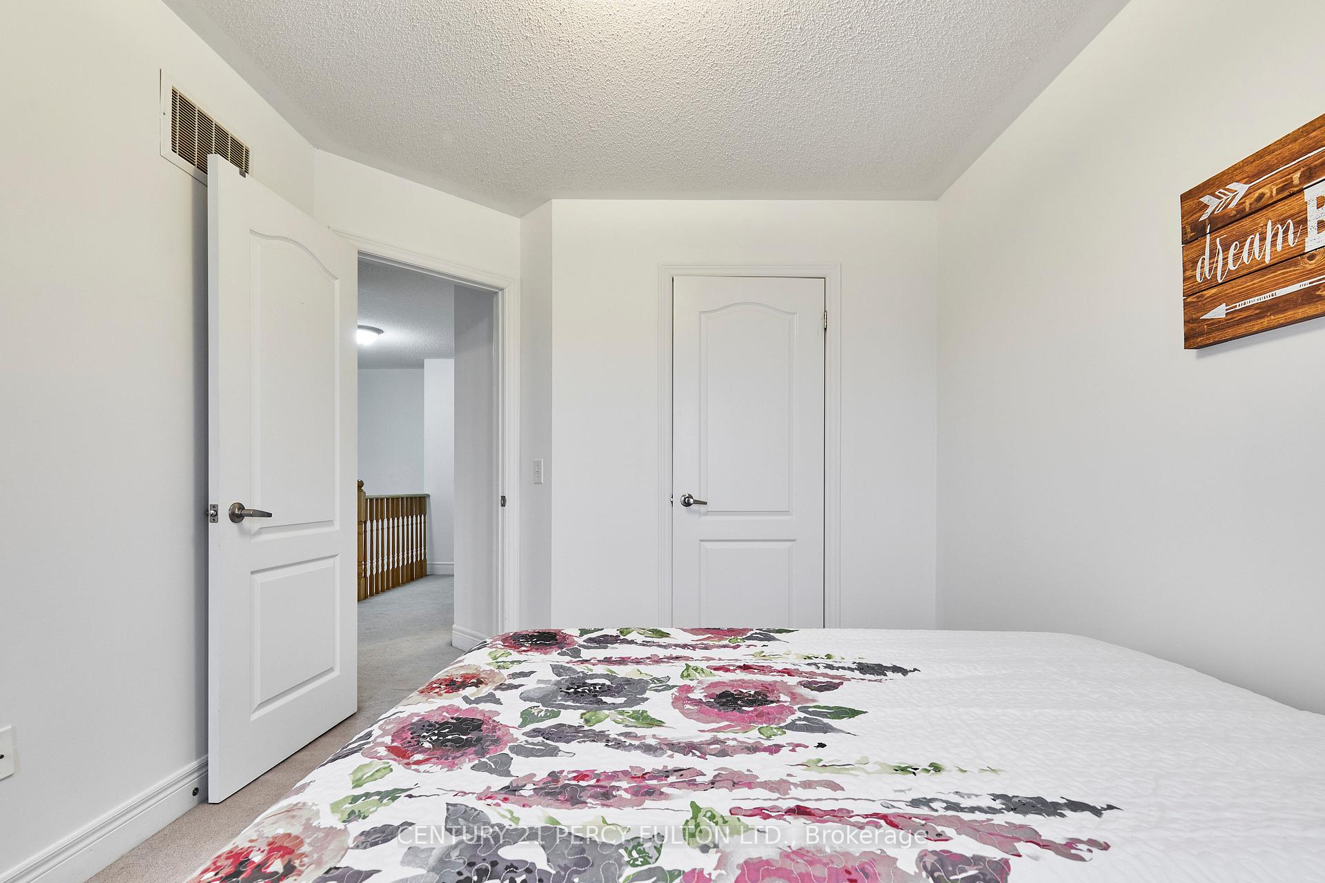 Photo 43 of 85 Bathgate Crescent, Clarington, Courtice — HOMEH
