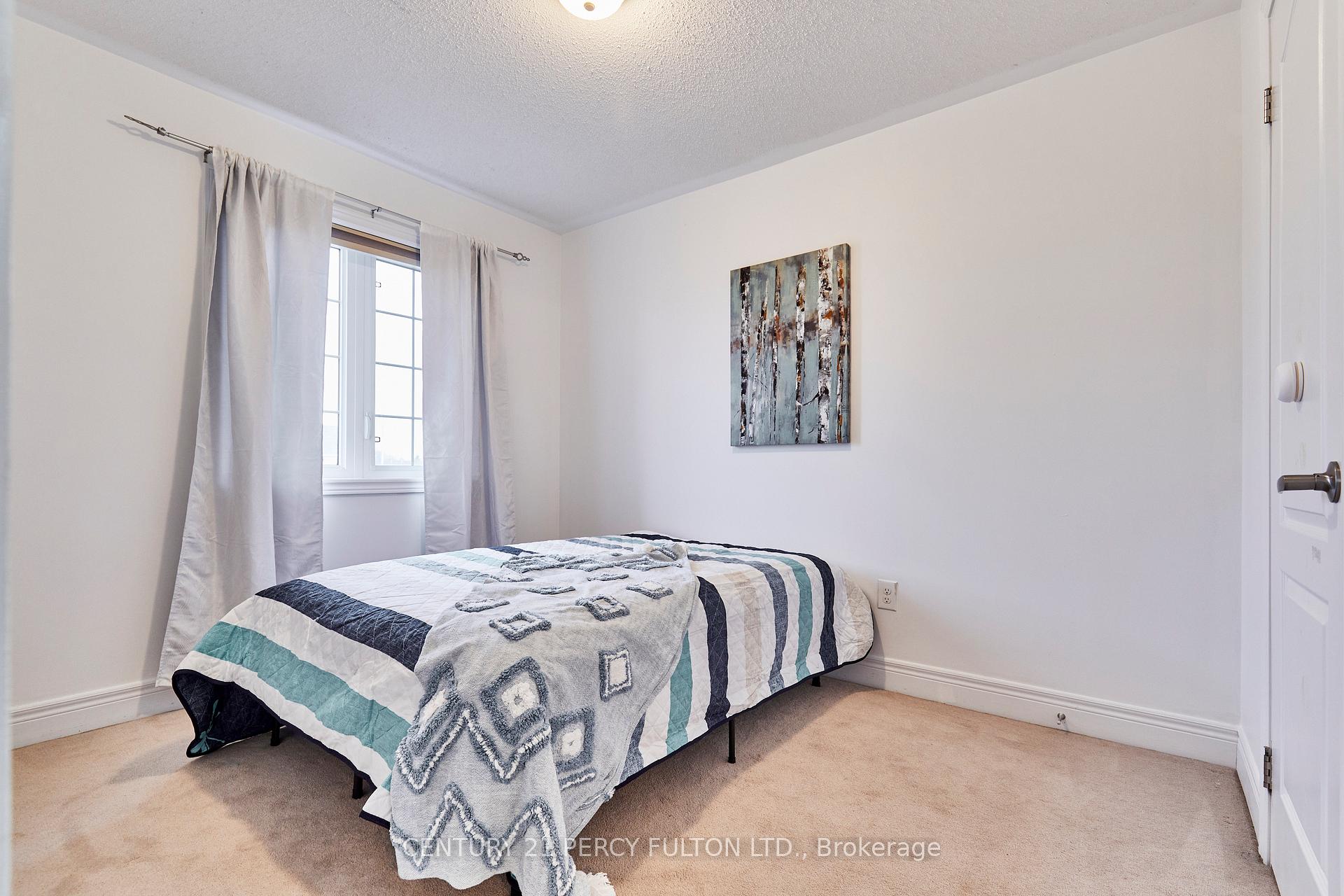 Photo 44 of 85 Bathgate Crescent, Clarington, Courtice — HOMEH