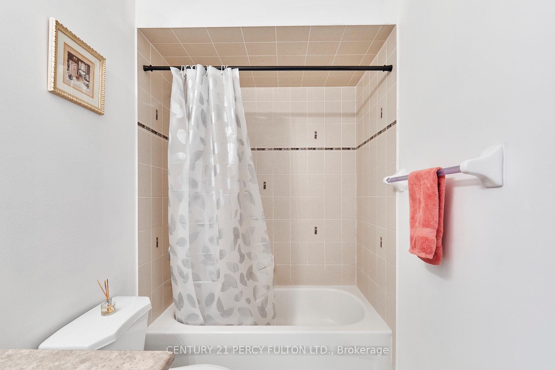 Photo 47 of 85 Bathgate Crescent, Clarington, Courtice — HOMEH