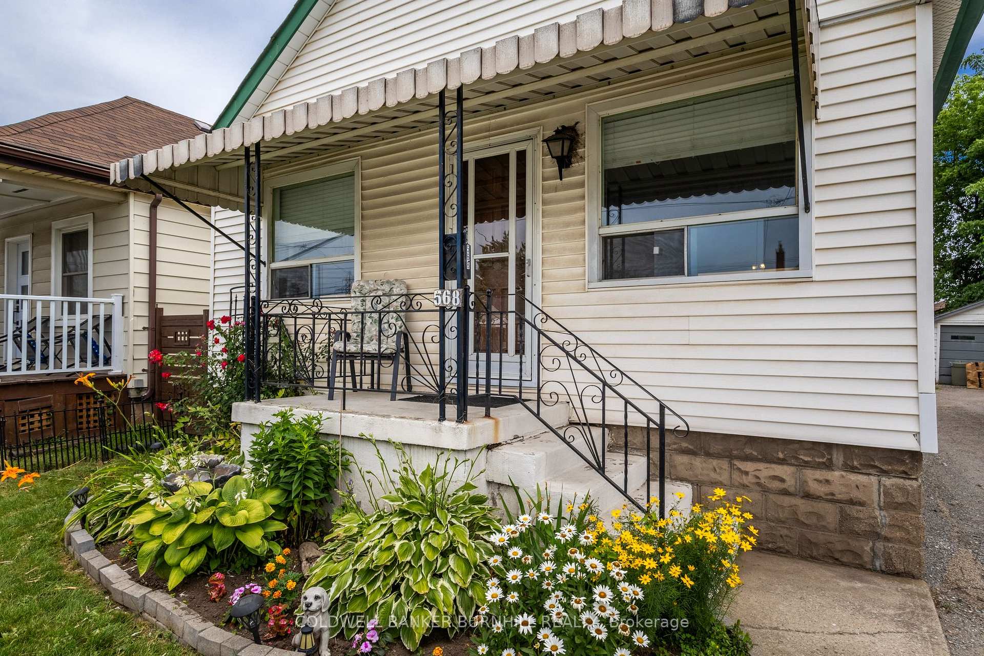Photo 6 of 568 Barnaby Street, Hamilton, Parkview — HOMEH
