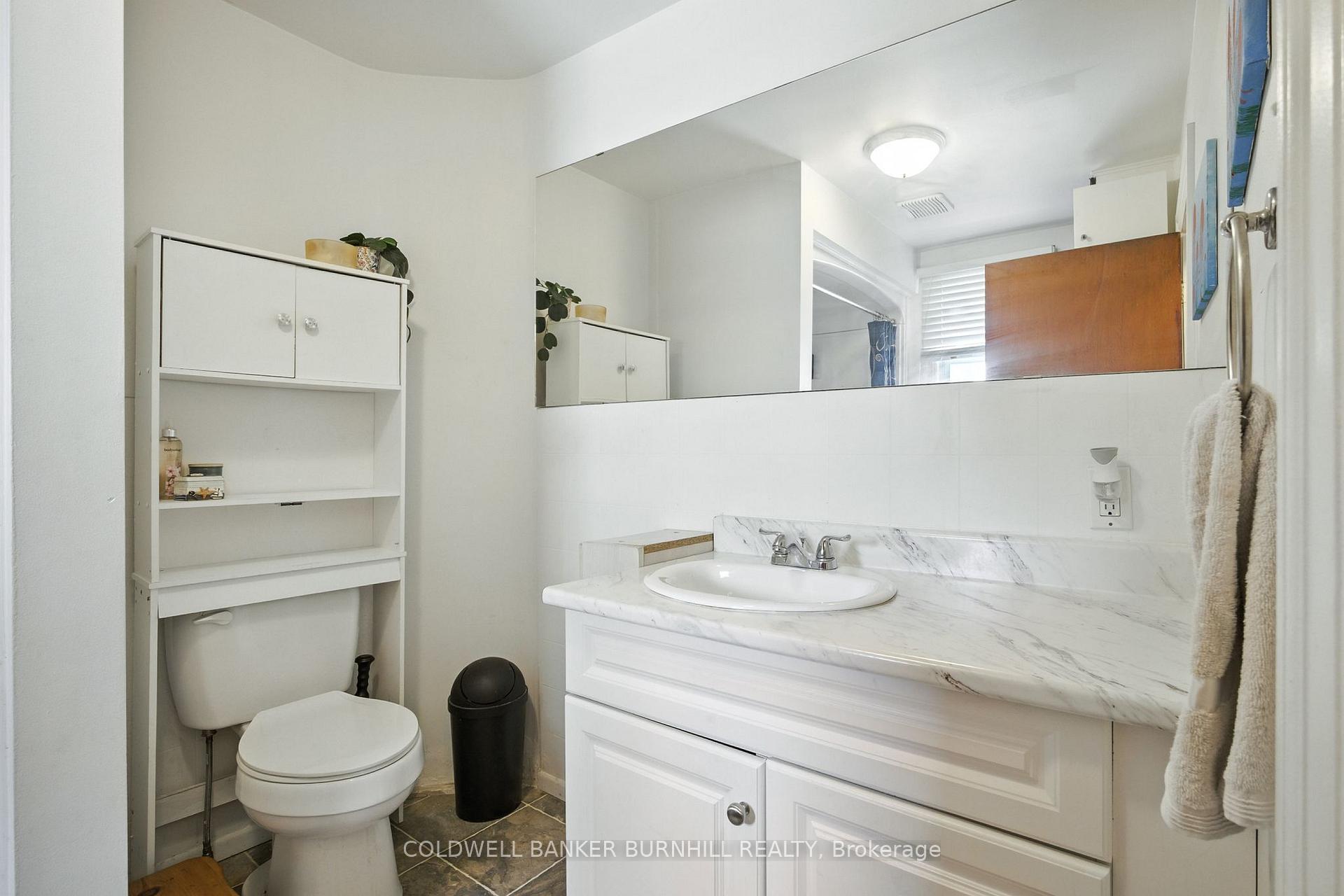 Photo 21 of 568 Barnaby Street, Hamilton, Parkview — HOMEH