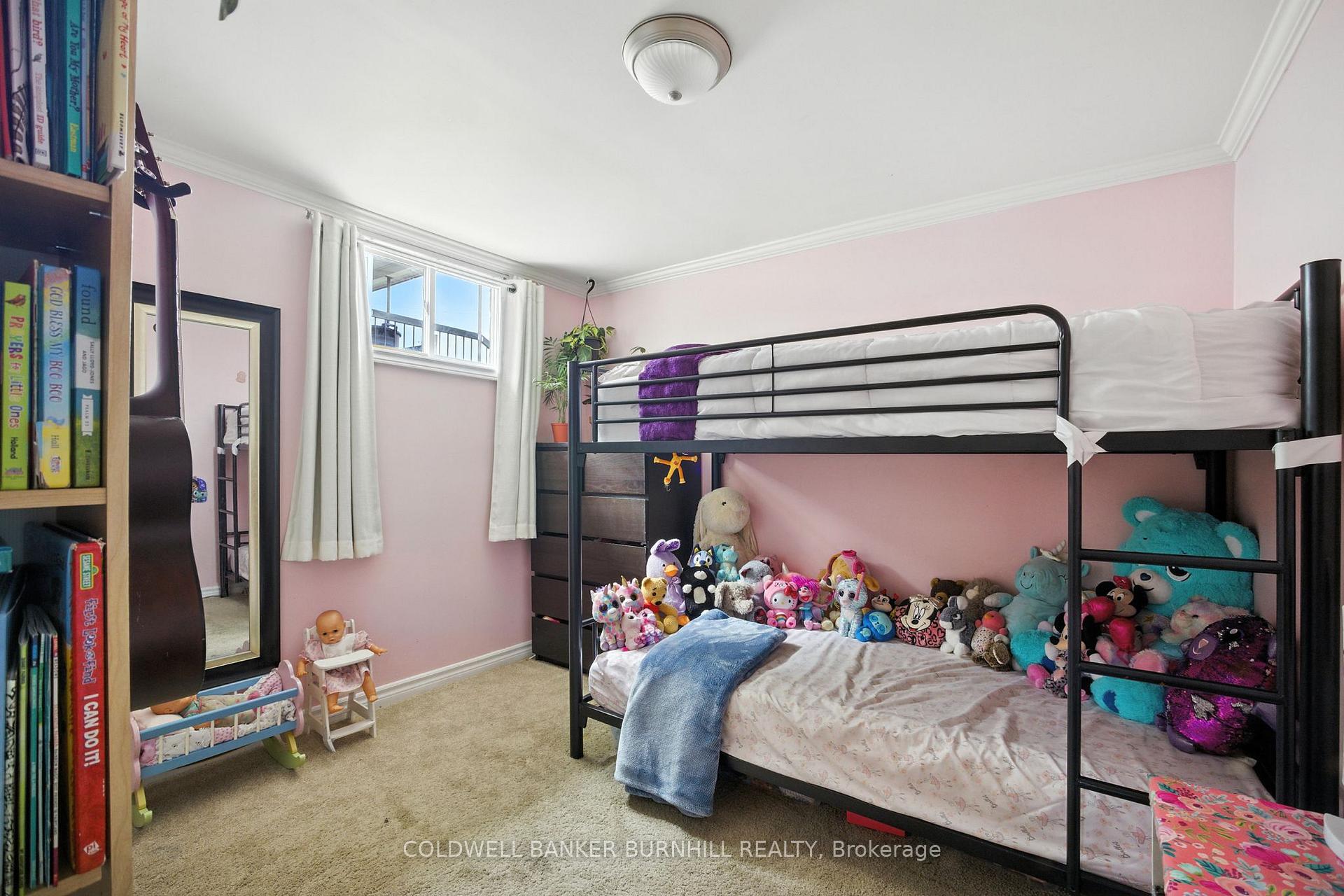 Photo 32 of 568 Barnaby Street, Hamilton, Parkview — HOMEH