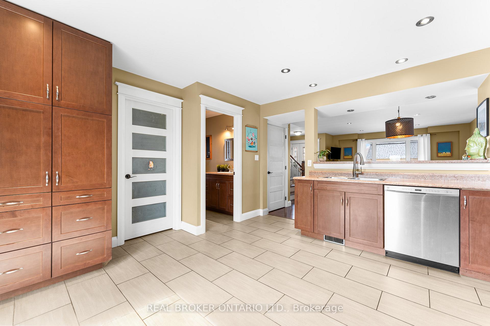 Photo 14 of 124 Arthur Street, Carleton Place — HOMEH