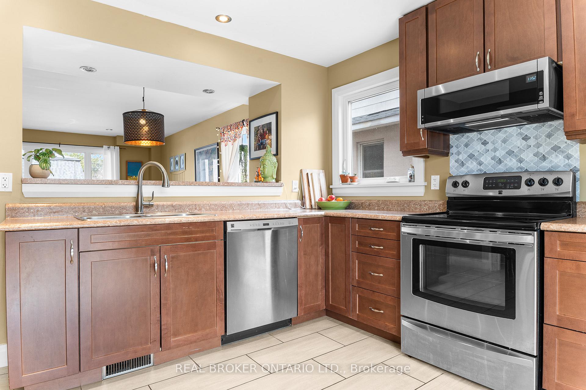 Photo 16 of 124 Arthur Street, Carleton Place — HOMEH