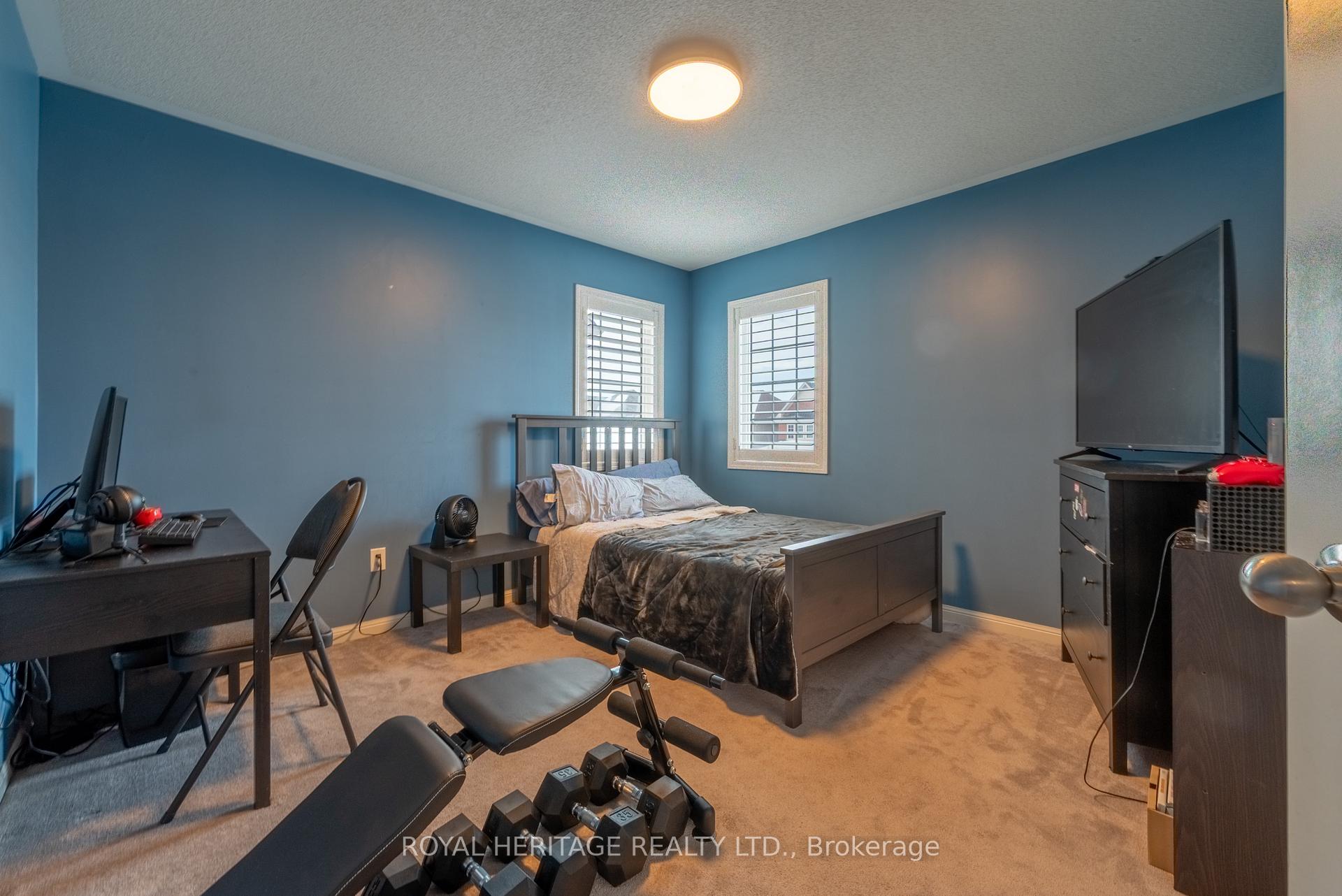 Photo 26 of 51 Henry Smith Avenue, Clarington, Bowmanville — HOMEH